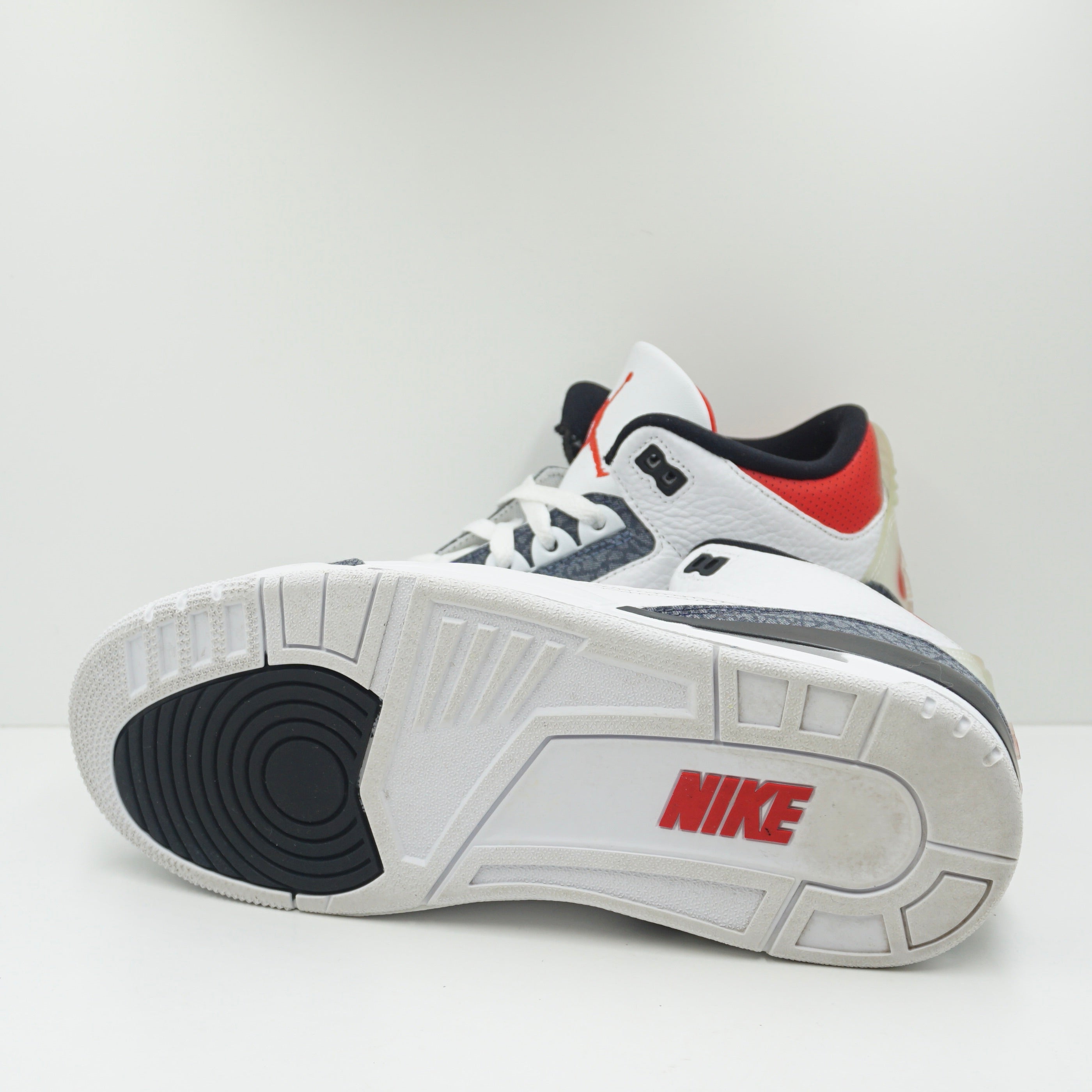 Jordan 3 Retro SE Fire Red Denim (2020)