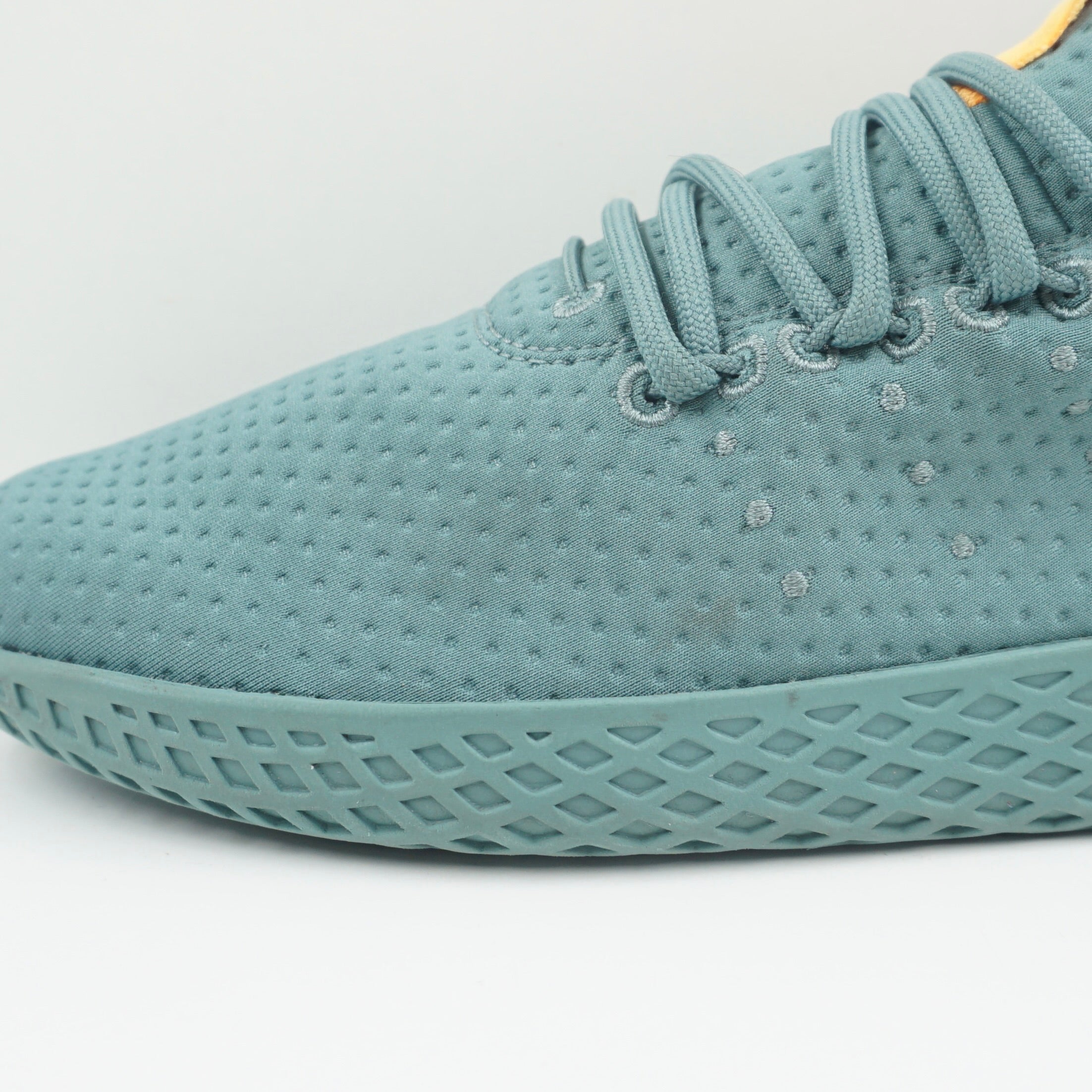 Adidas Tennis HU (Sample)