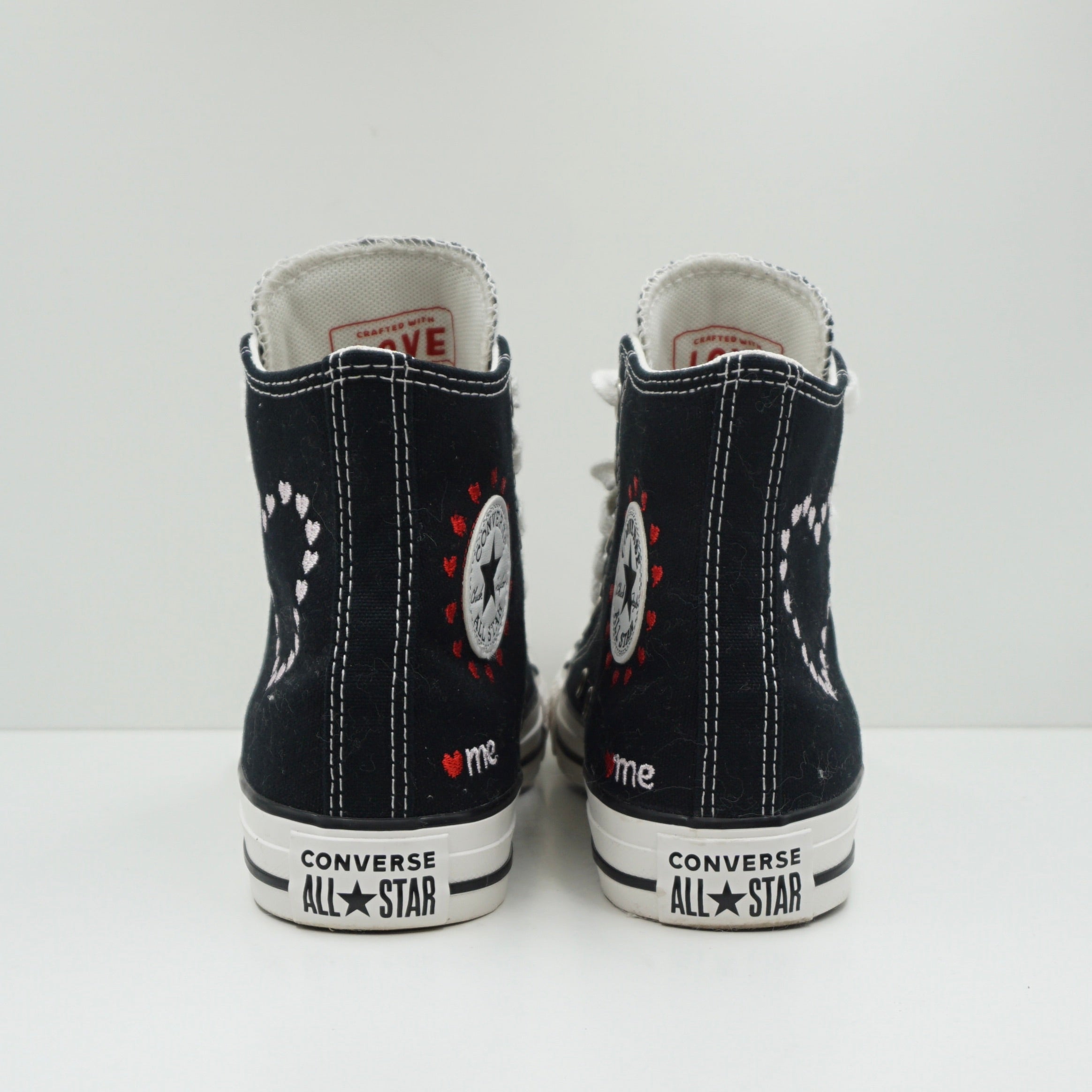 Converse Chuck Taylor All Star High Embroidered Hearts (W)