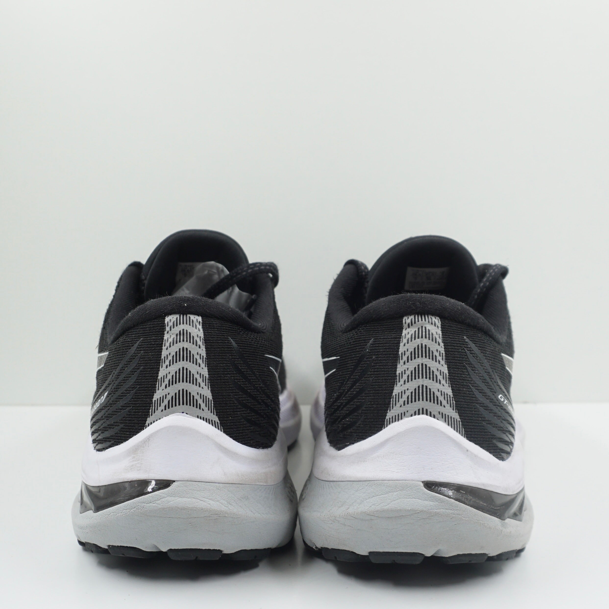 Asics GT-2000 11 Black White
