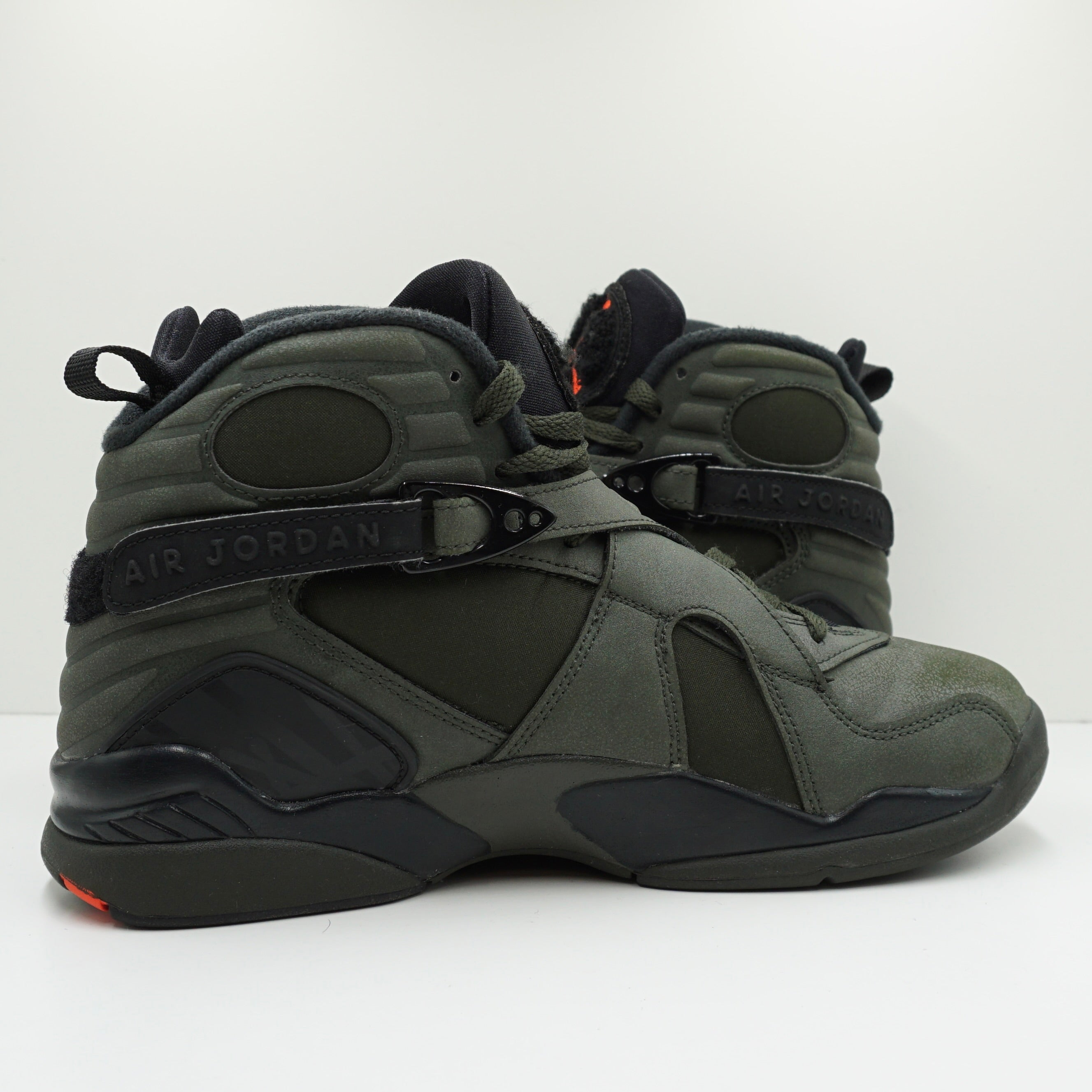Jordan 8 Retro Take Flight Undefeated