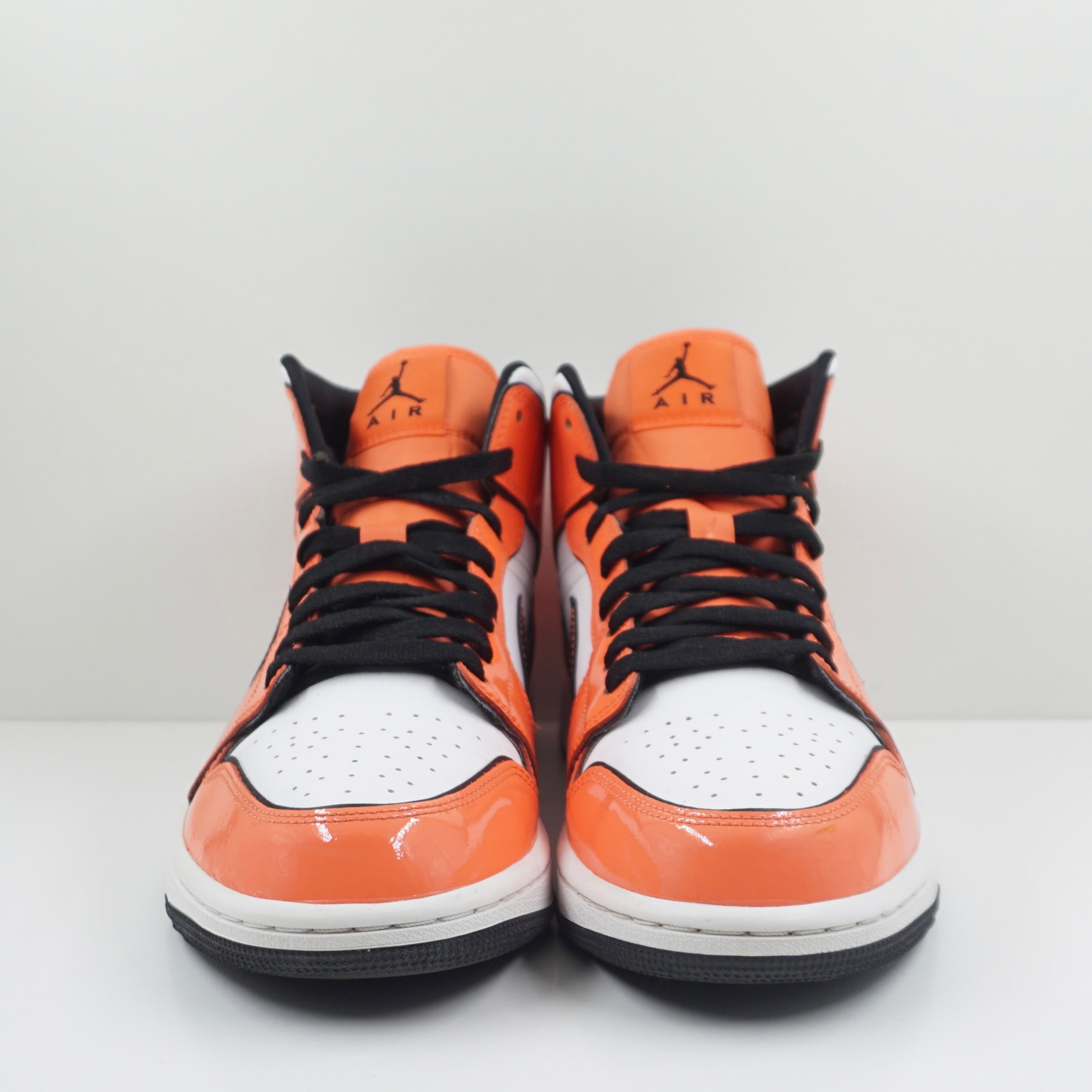 Jordan 1 Mid SE Turf Orange