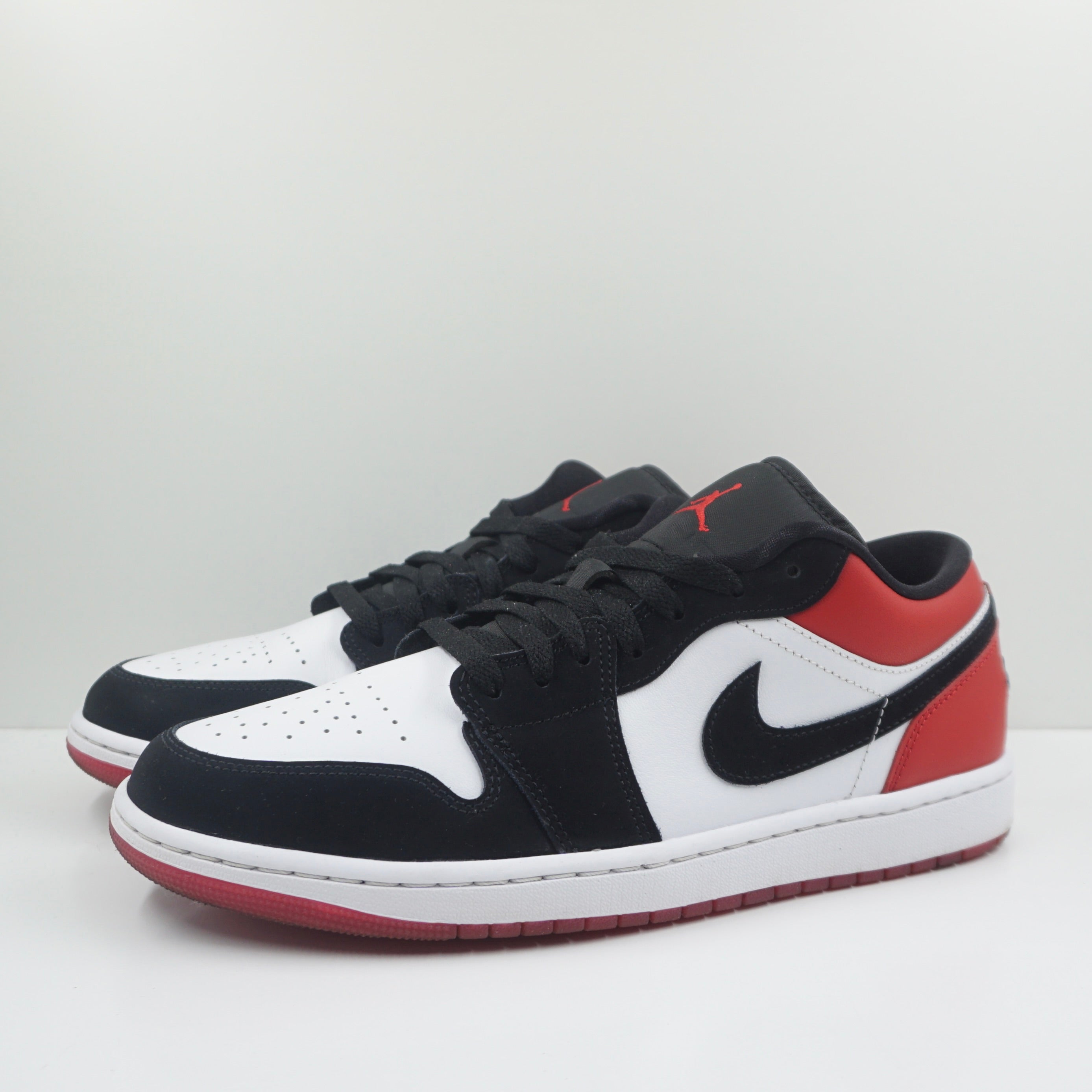 Jordan 1 Low SE Black Toe (2025)