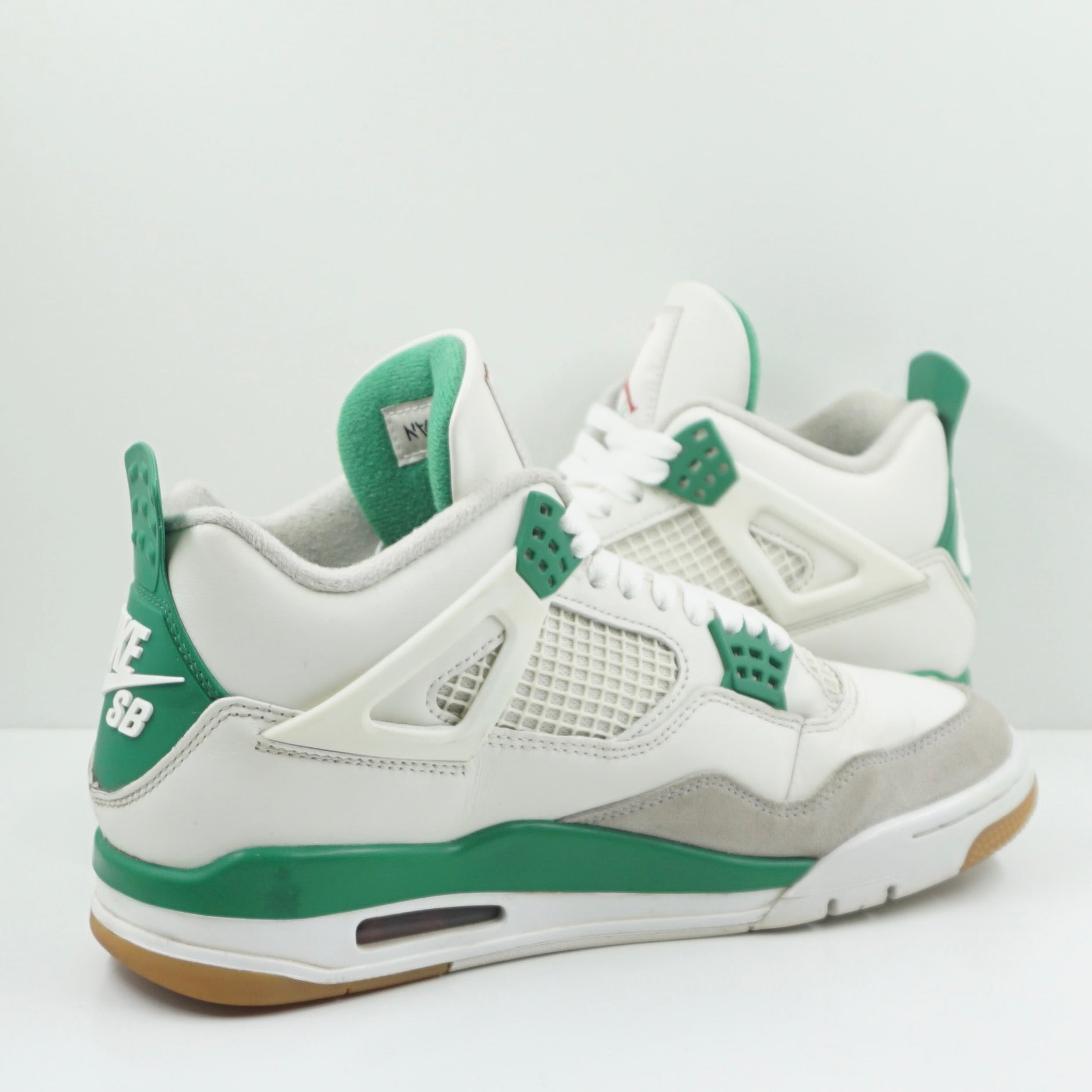 Jordan 4 Retro SB Pine Green