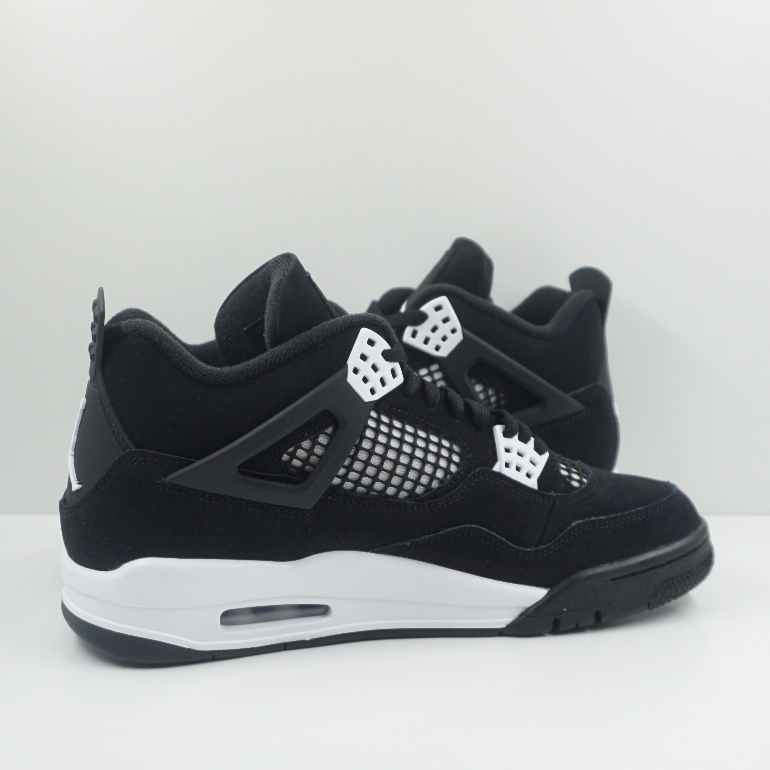 Jordan 4 Retro White Thunder