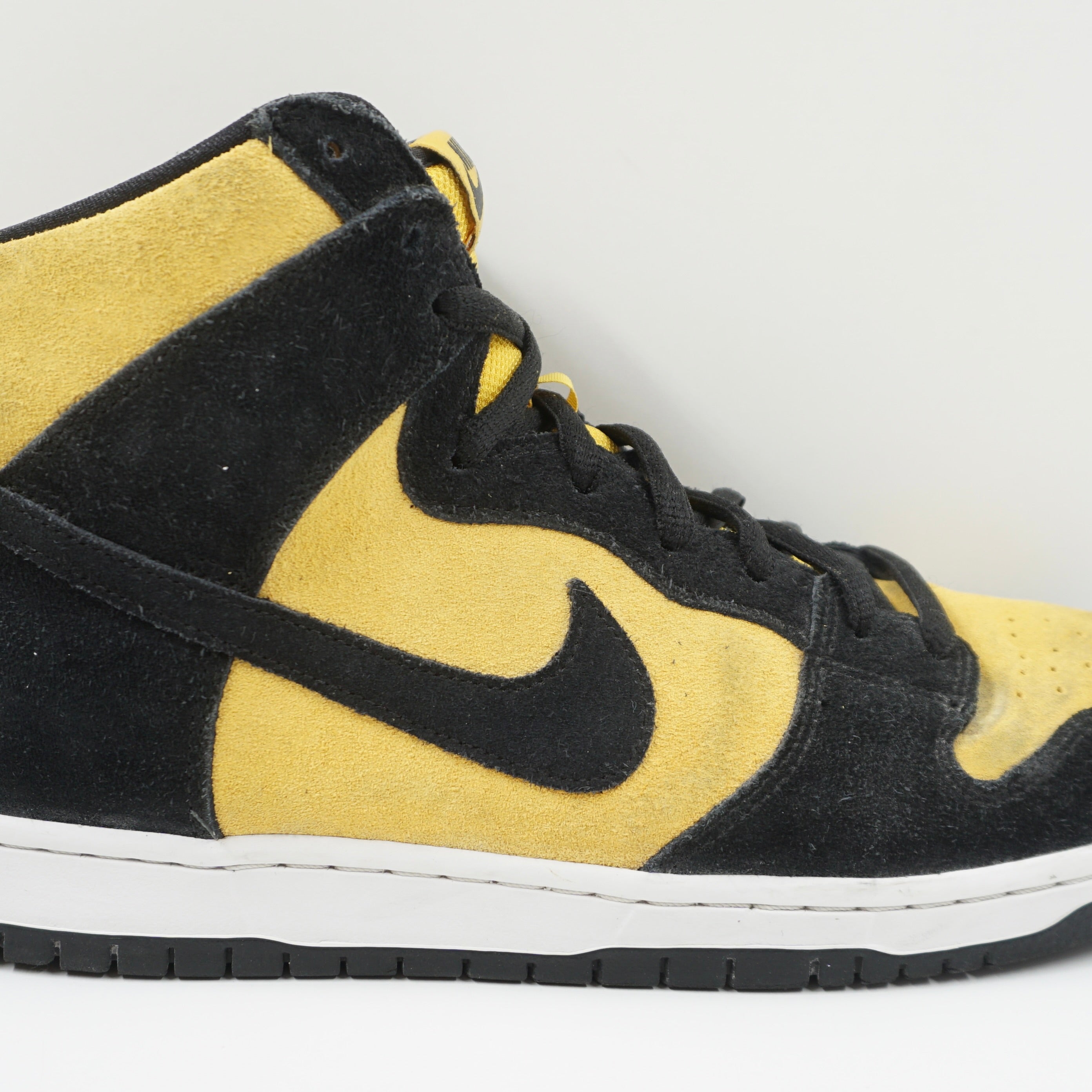 Nike SB Dunk High Pro Reverse Goldenrod