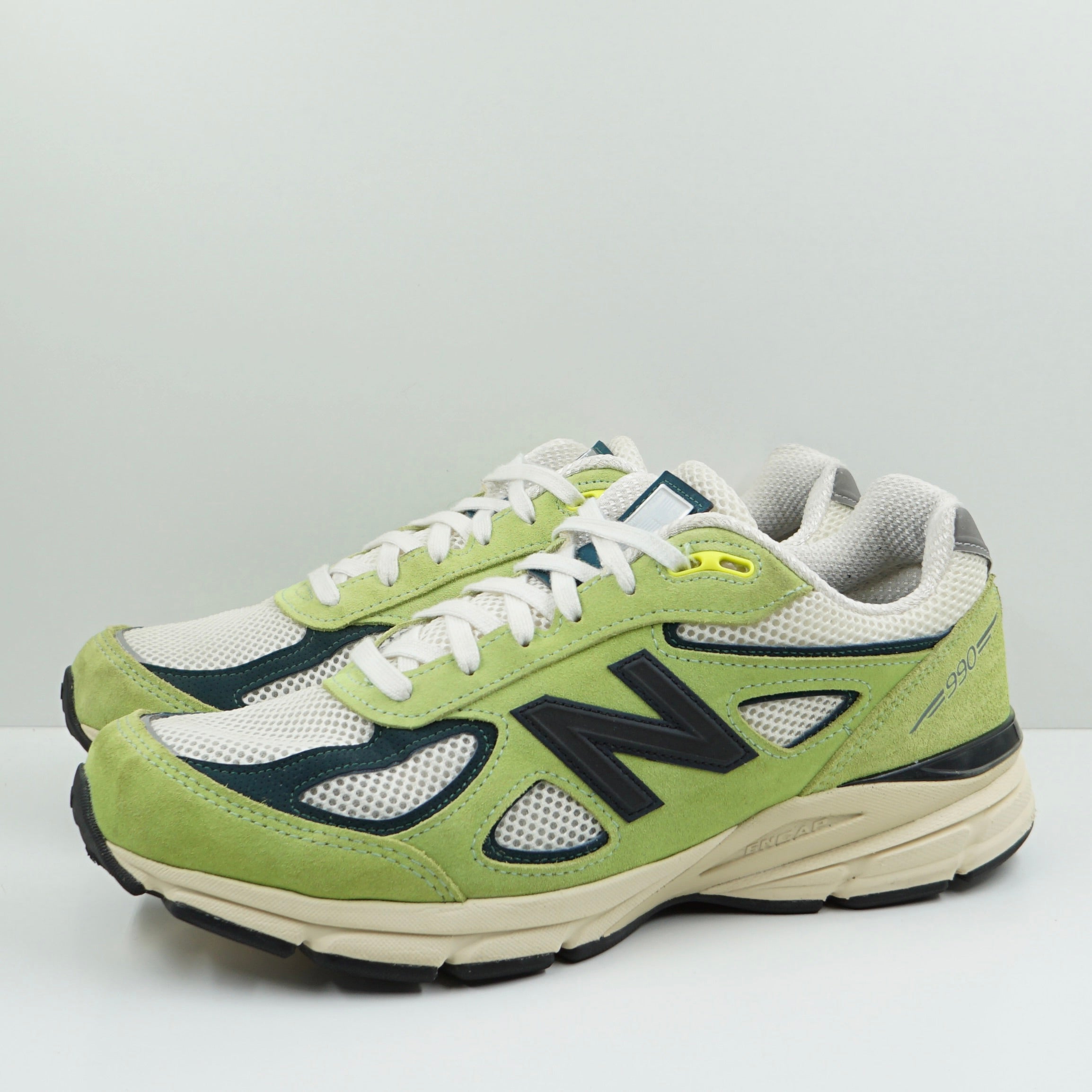 New Balance 990v4 MiUSA Teddy Hi-Lite