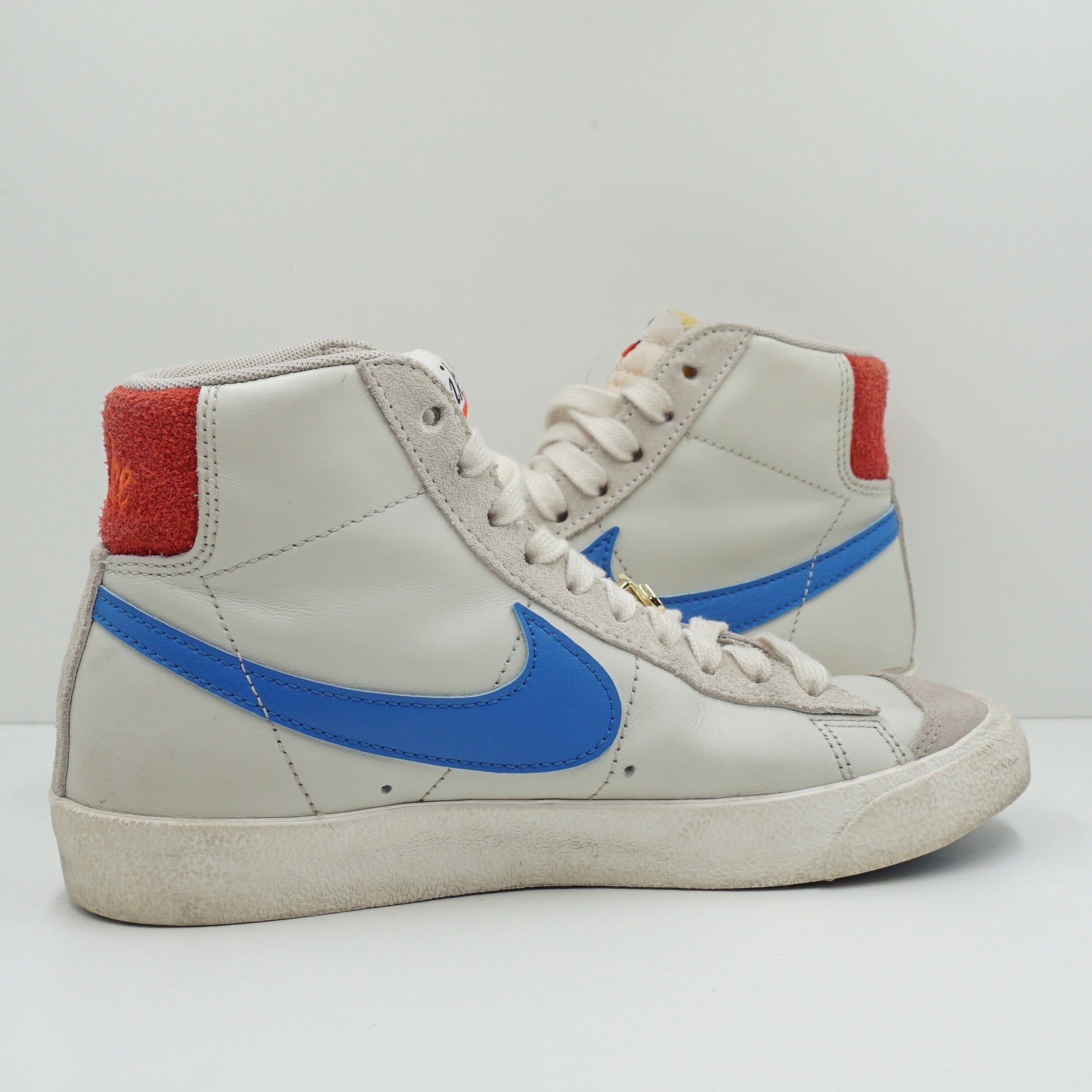 Nike Blazer Mid 77 SE First Use Light Bone (W)