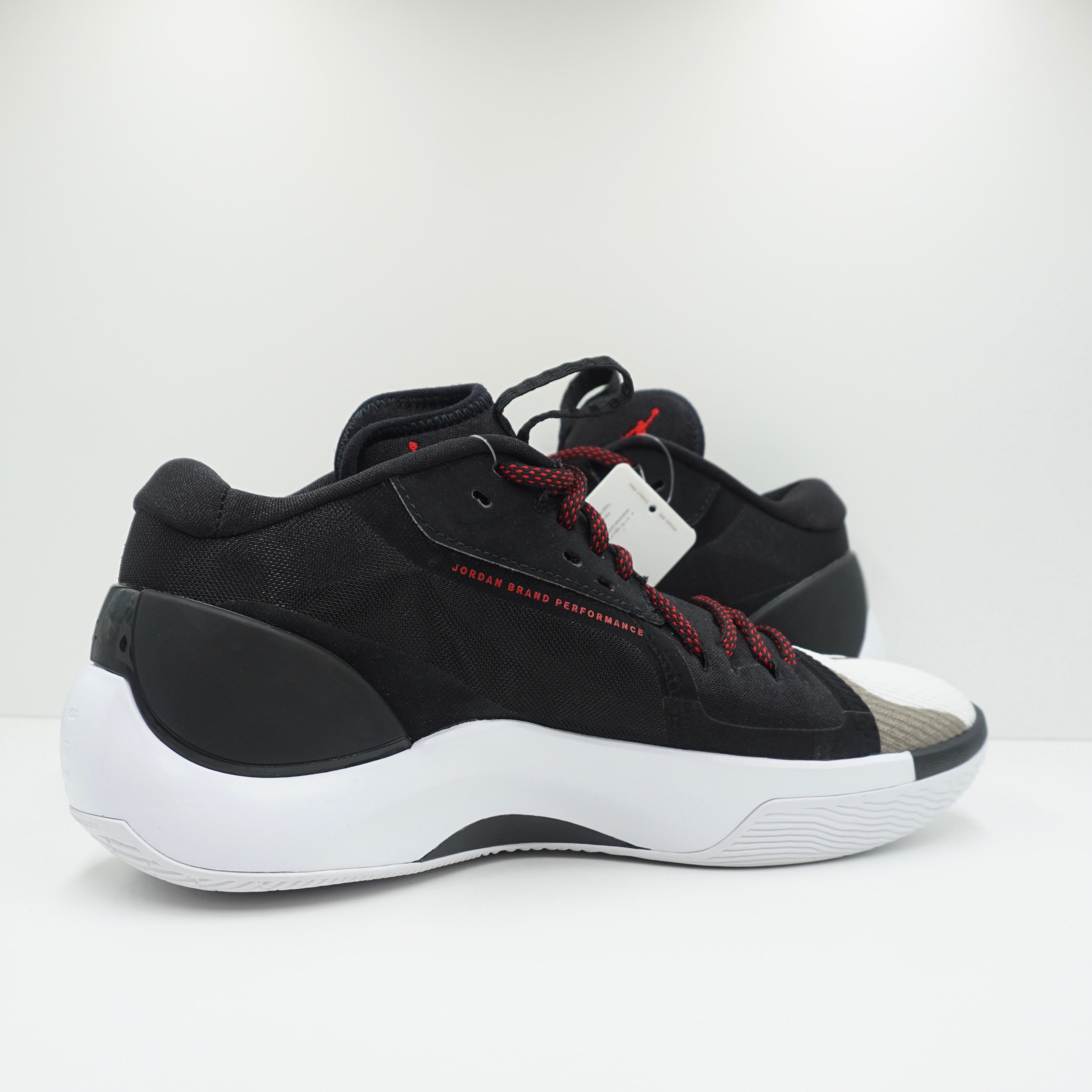 Jordan Zoom Separate Black Sky Grey Red