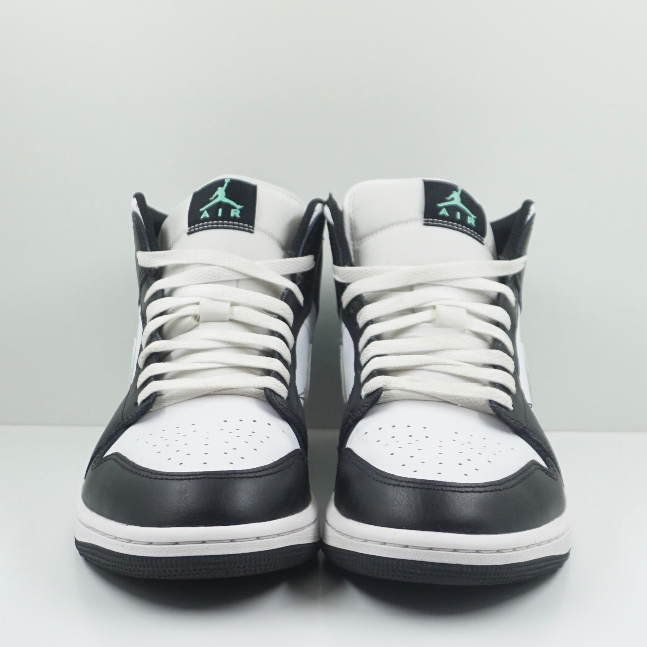 Jordan 1 Mid Green Glow