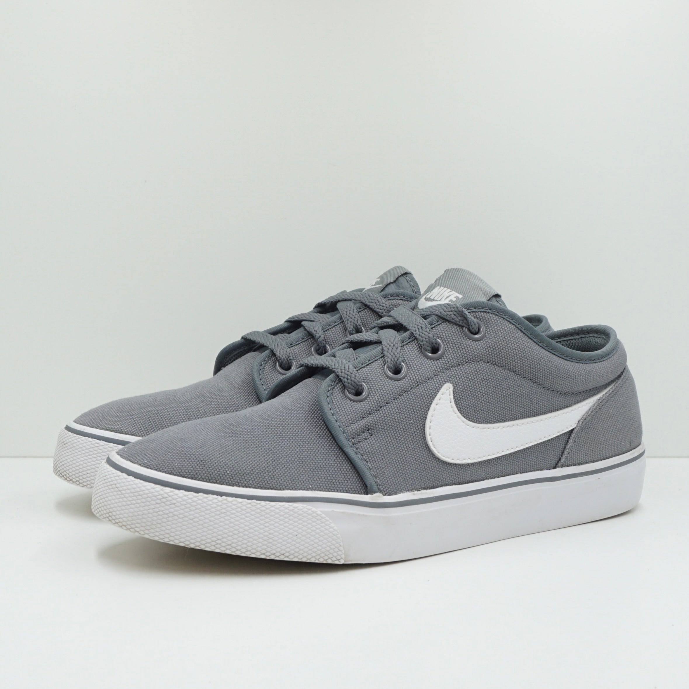 Nike Toki Grey Low