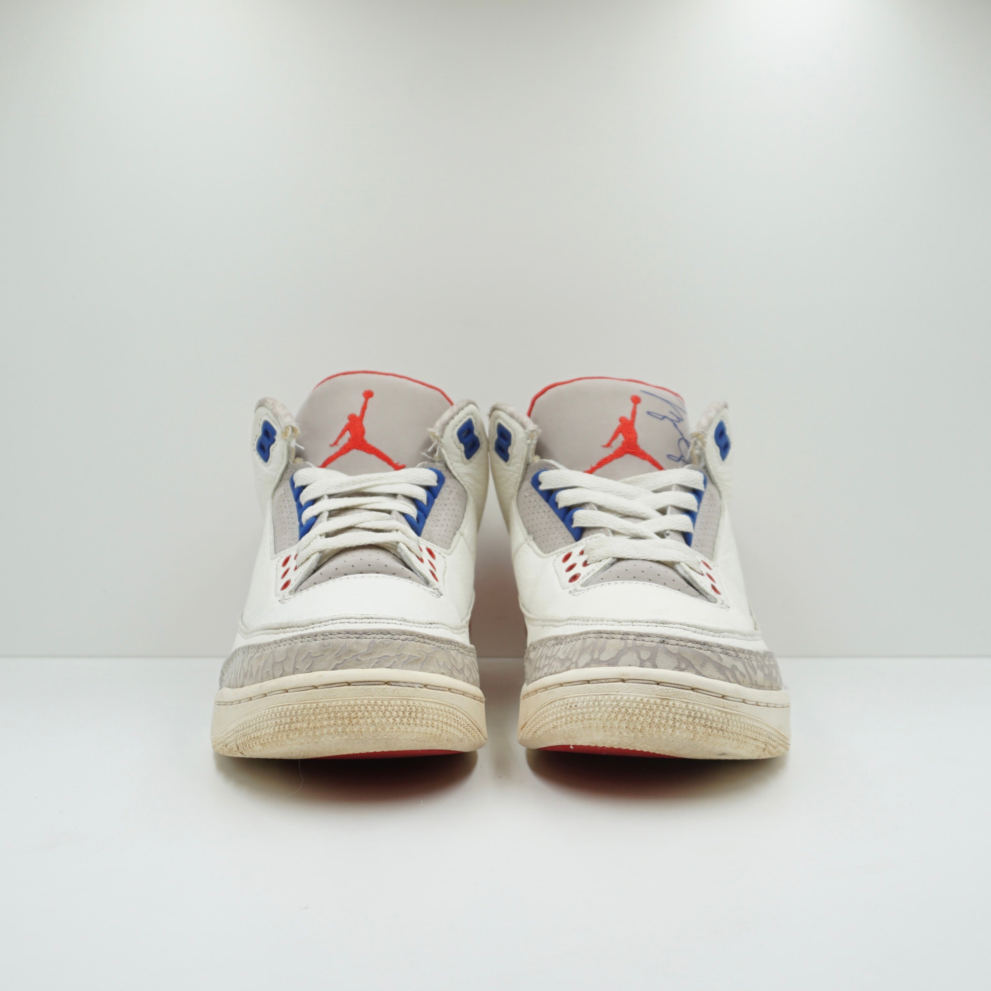 Jordan 3 Retro International Flight
