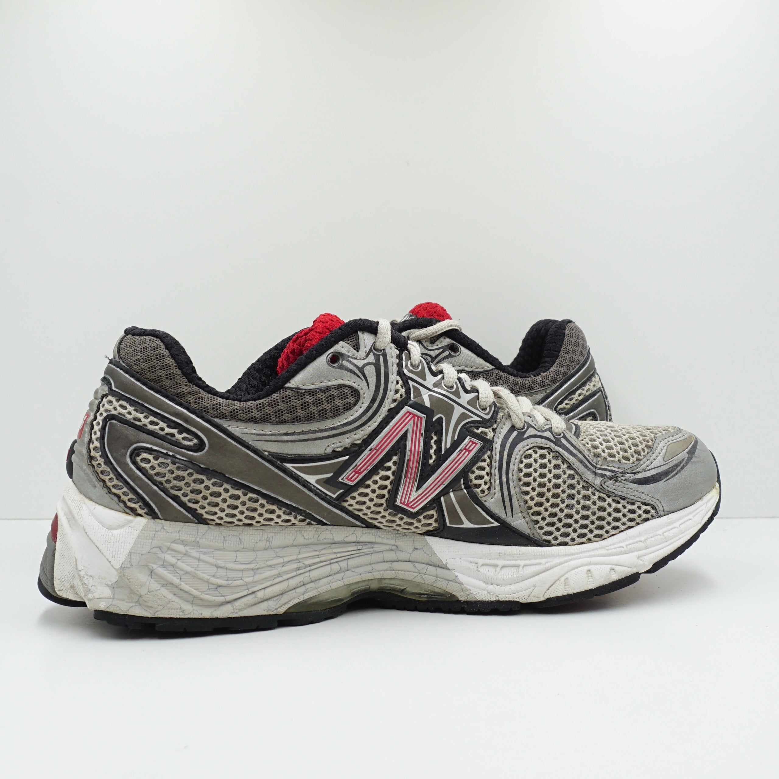 New Balance 860 Silver