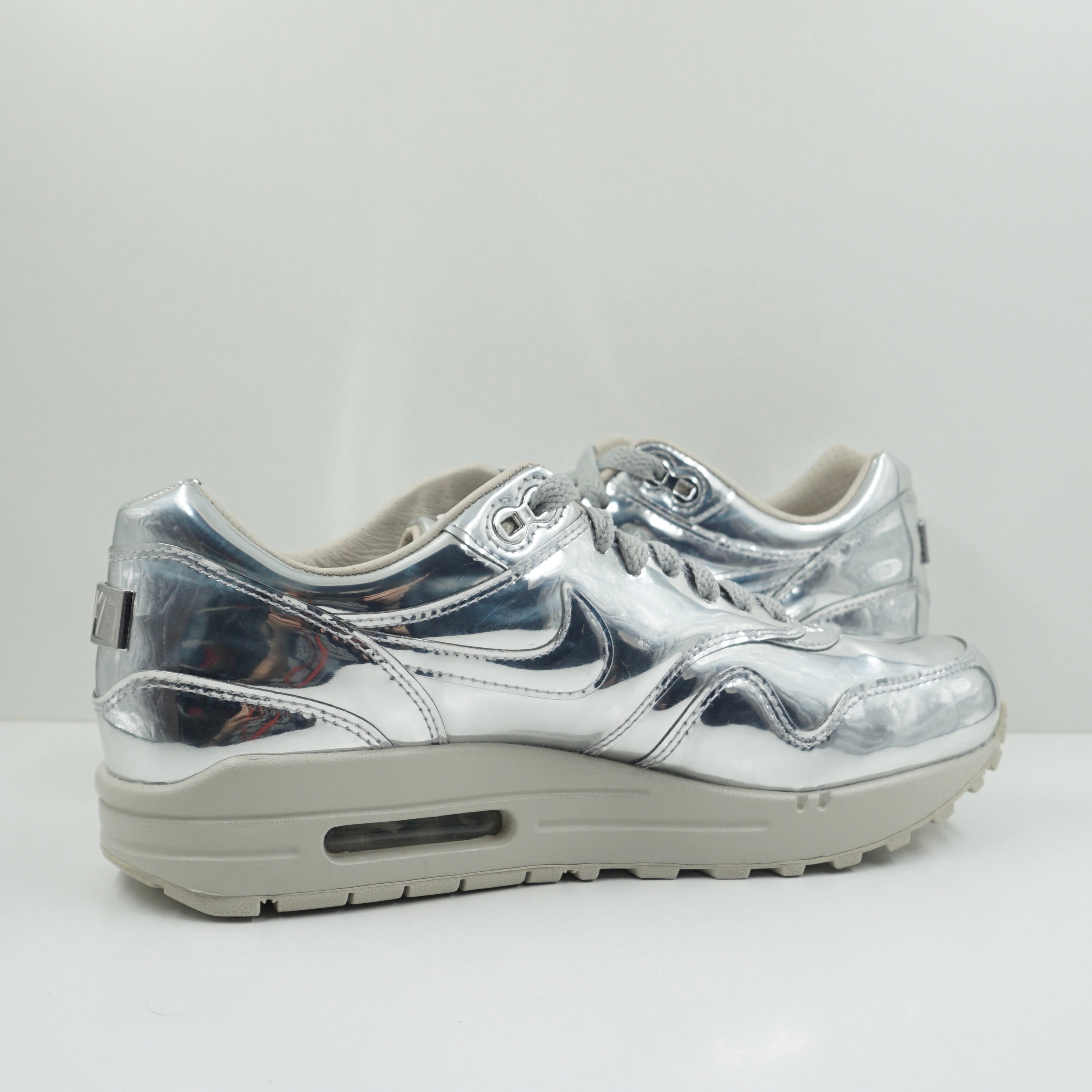 Nike Air Max 1 Liquid Silver (W)