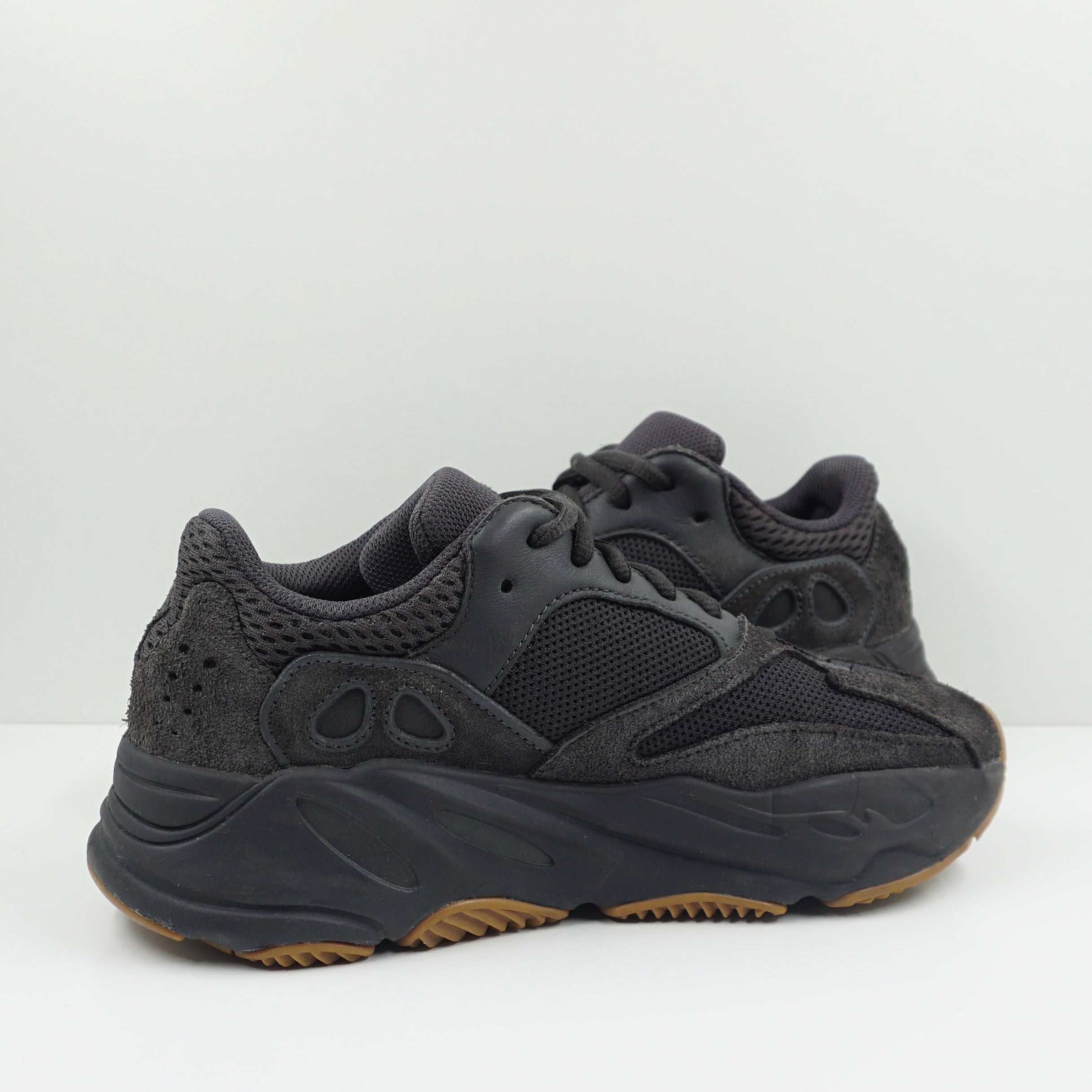 Adidas Yeezy Boost 700 Utility Black