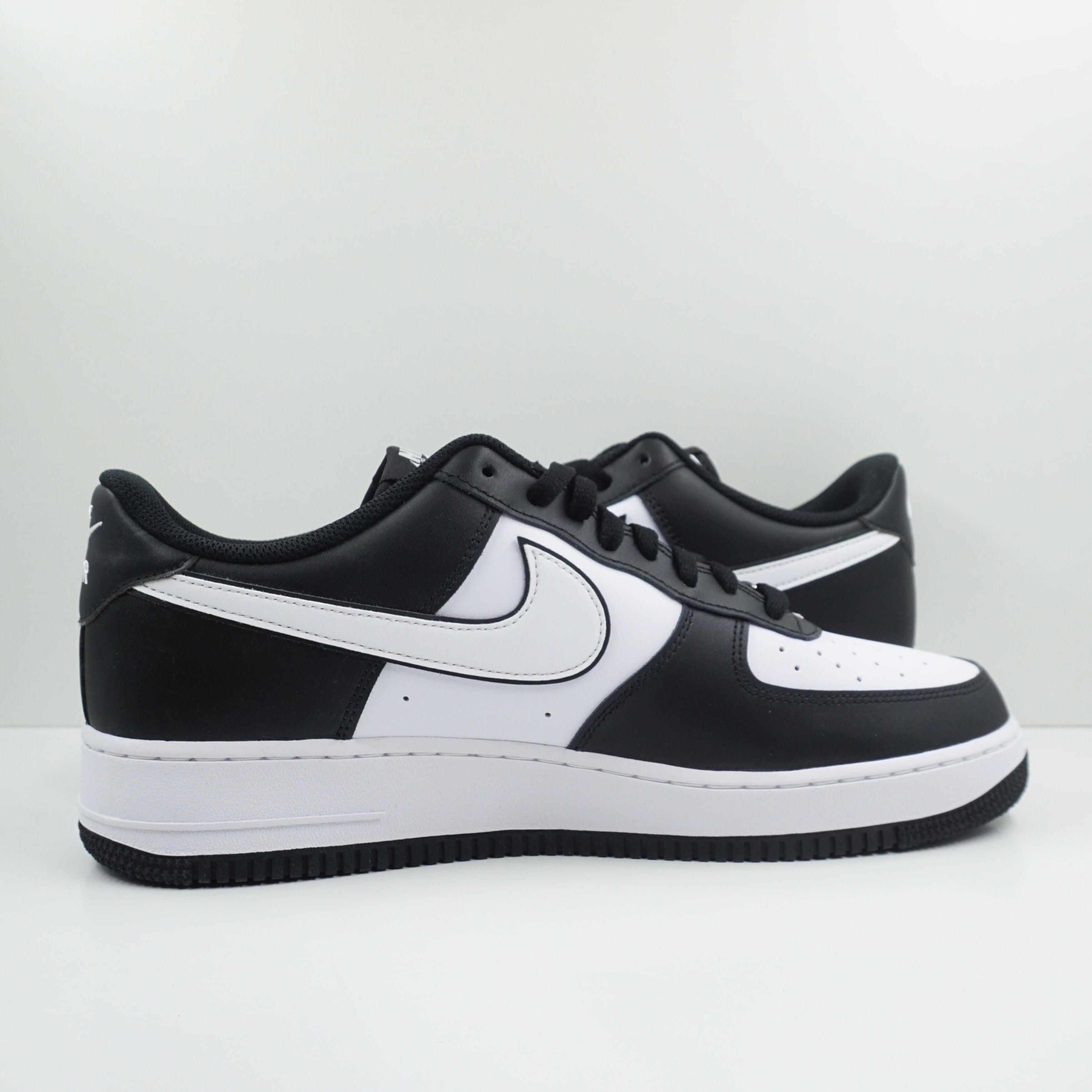 Nike Air Force 1 Low '07 White Swoosh Panda