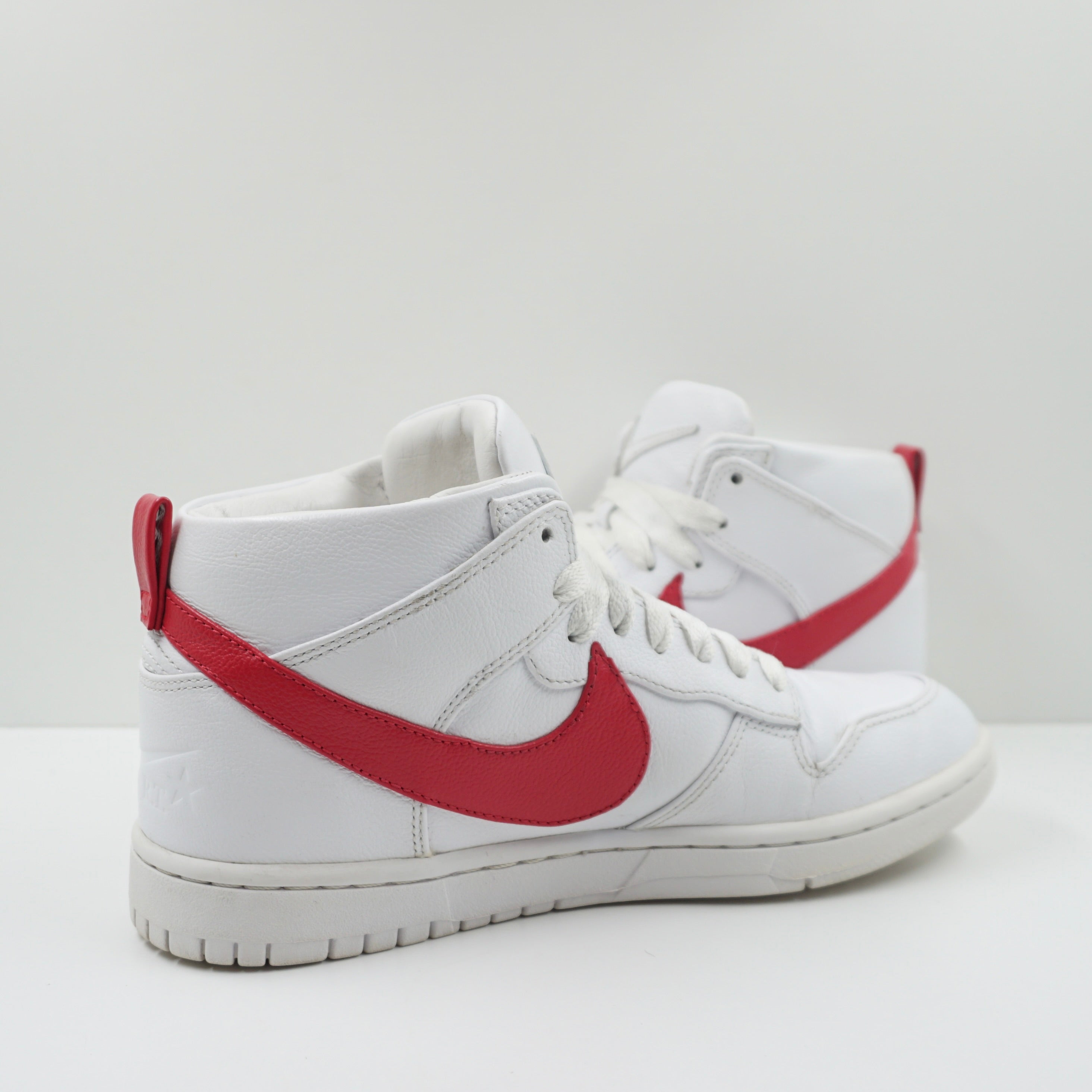 Nike Dunk Lux Chukka Riccardo Tisci White Red