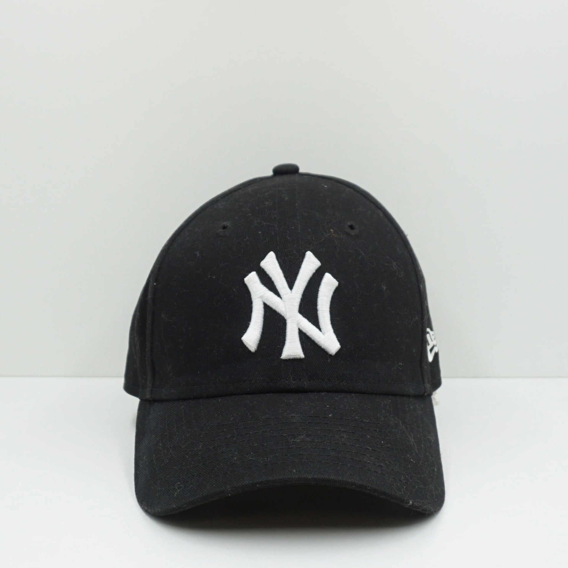 New Era New York Yankees Black Adjustable Cap