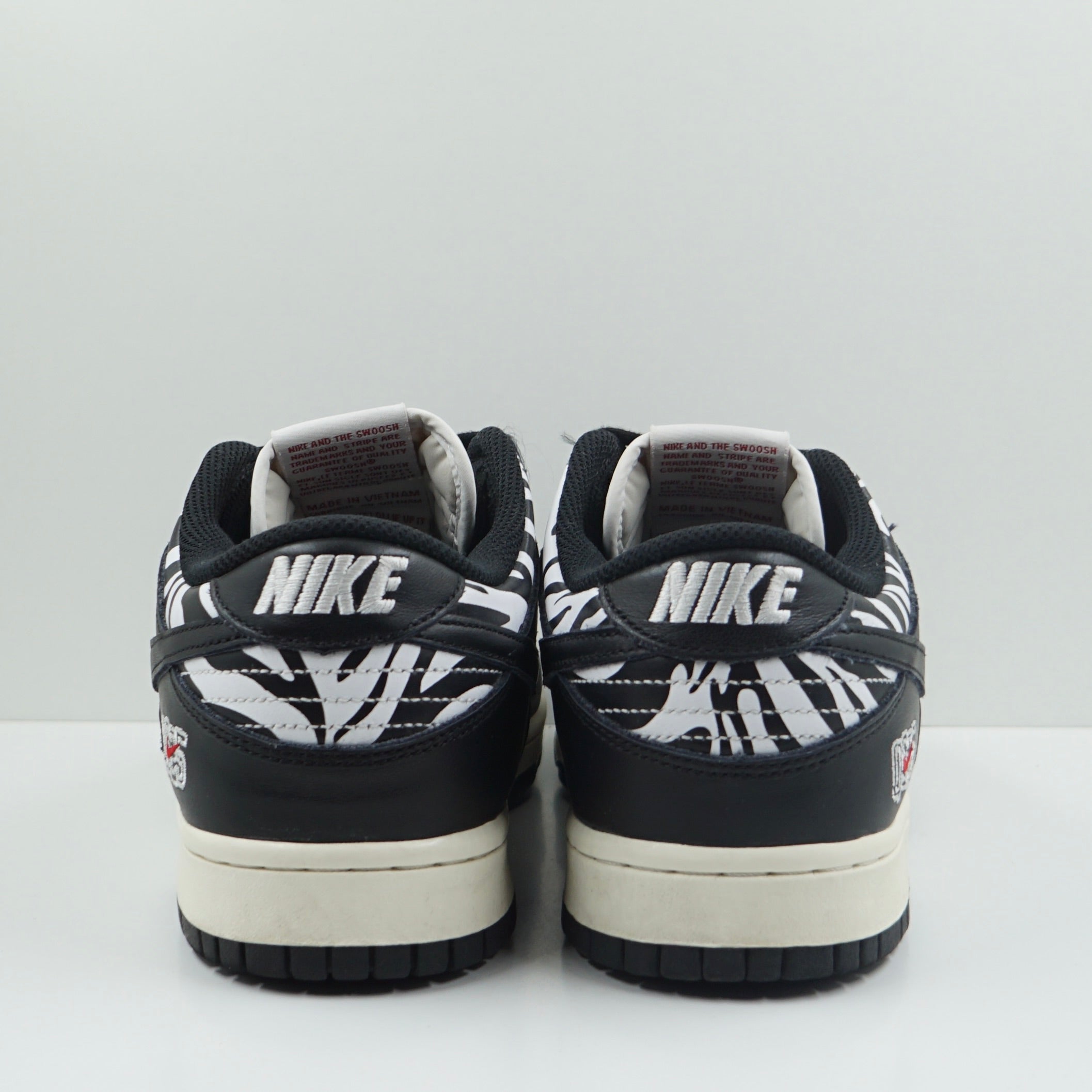 Nike SB Dunk Low OG QS Quartersnacks Zebra