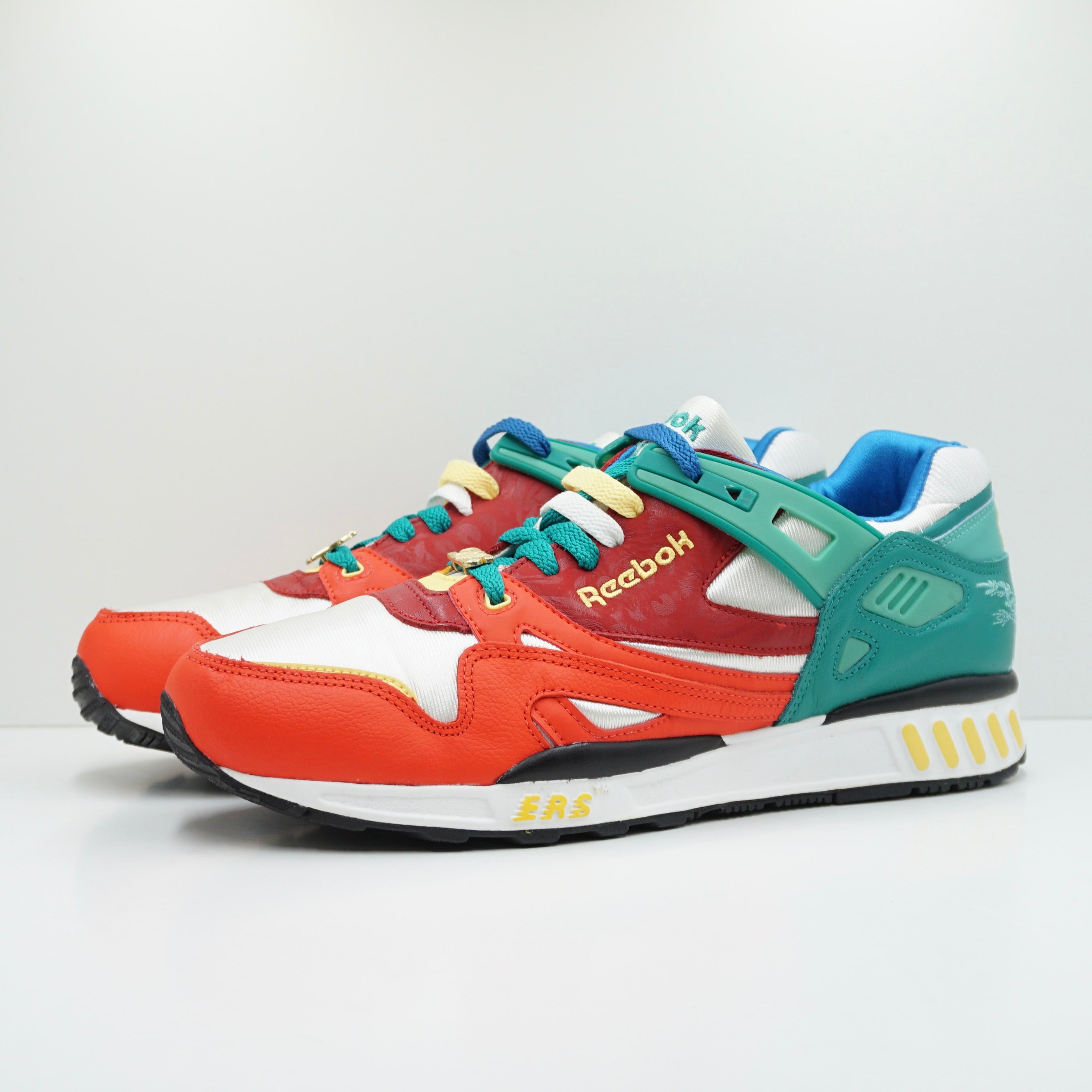 Reebok Sneakersnstuff x ERS 5000 White Red Turquoise