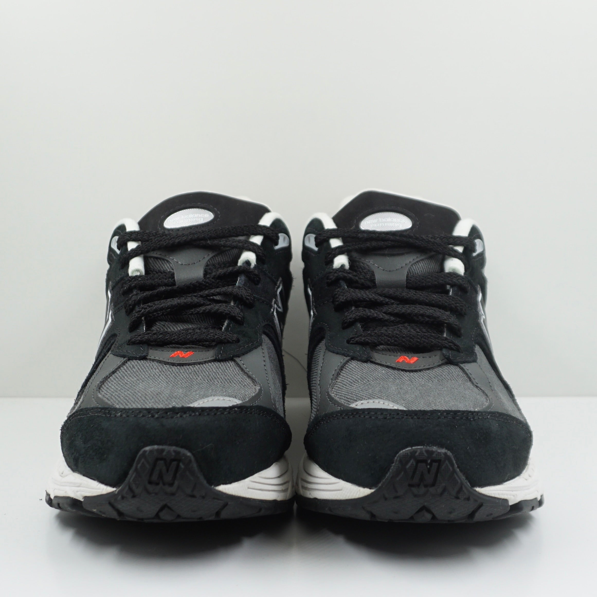 New Balance 2002R Black Sepia