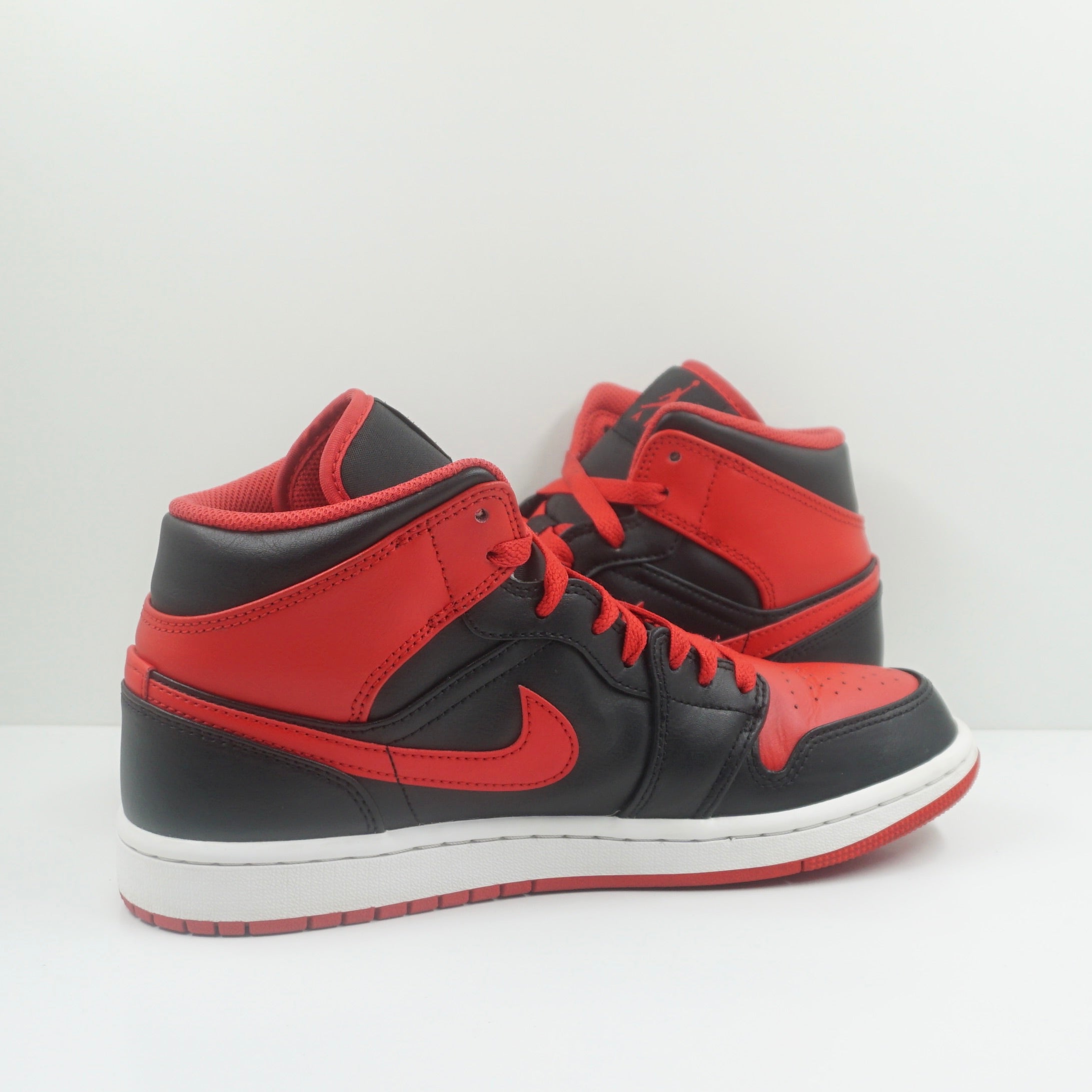 Jordan 1 Mid Alternate Bred (2022)