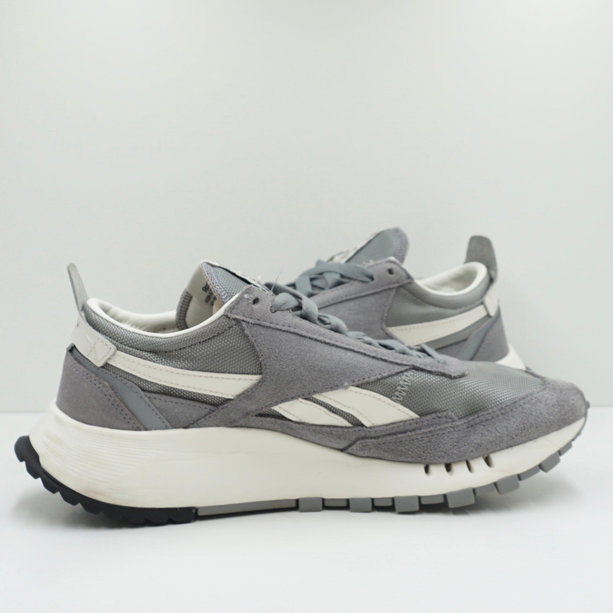 Reebok CL legacy Grey White