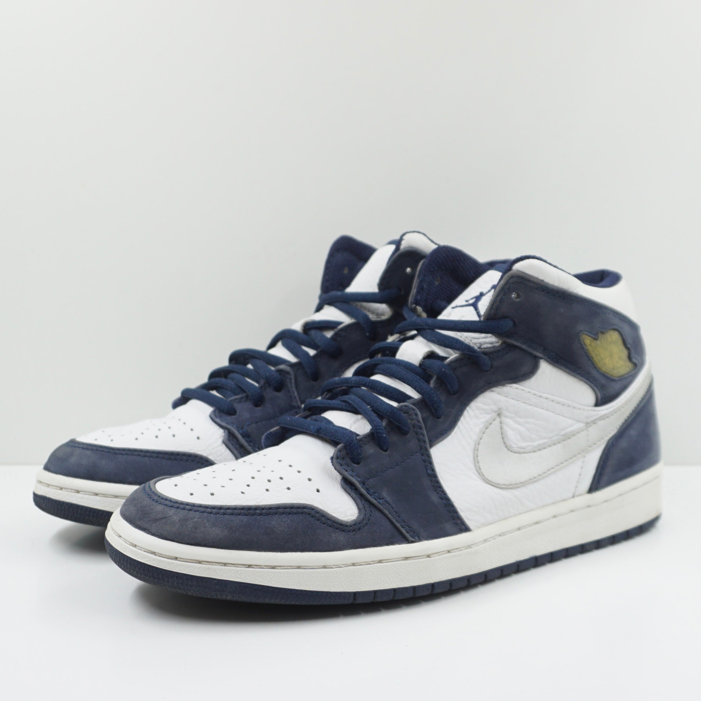 Jordan 1 Mid CO.JP Midnight Navy numbered (2001)