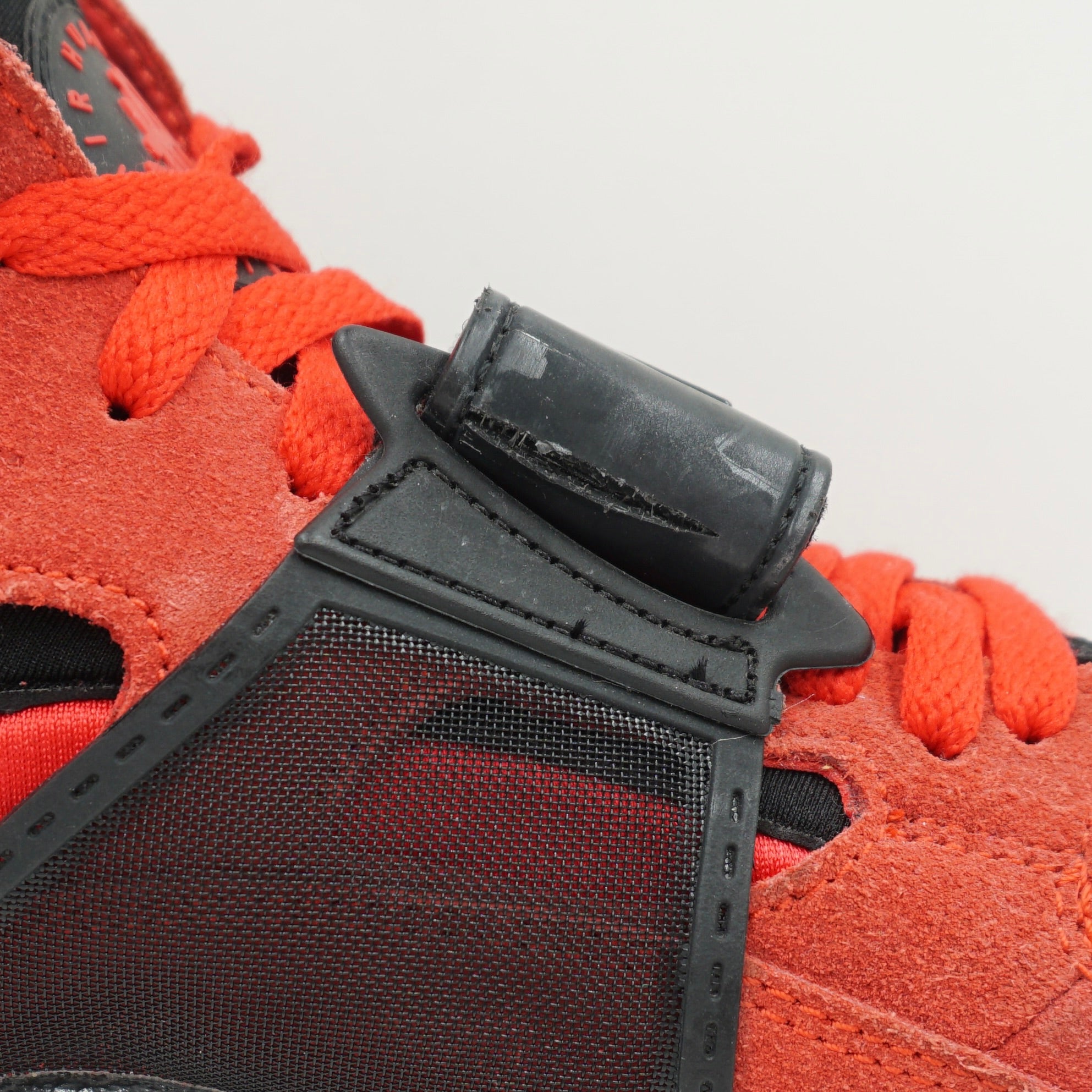 Nike Air Trainer Huarache Love Hate