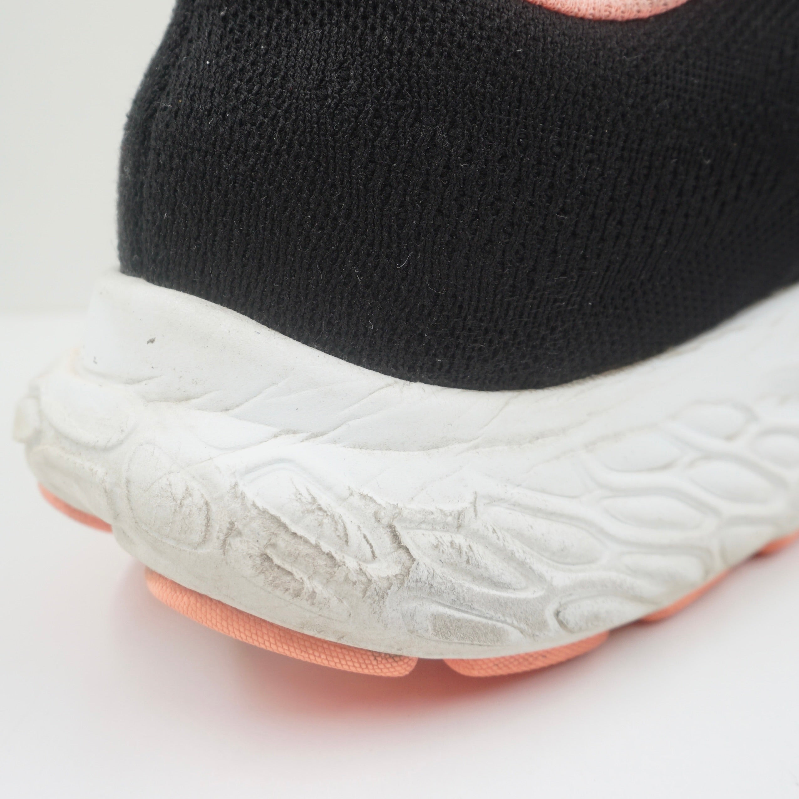 New Balance Fresh Foam X EVOZ v3 Black Grapefruit (W)
