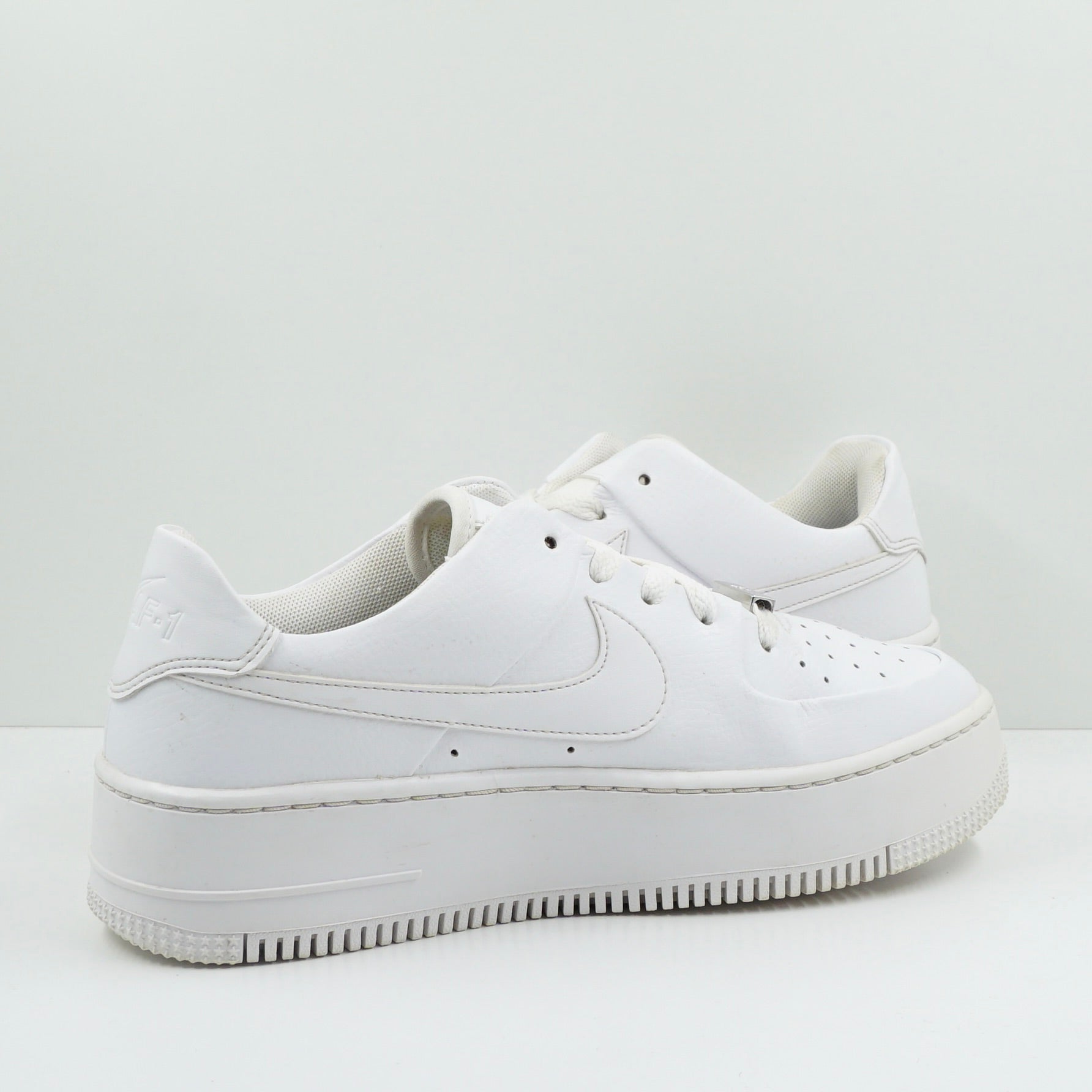 Nike Air Force 1 Sage Low Triple White (W)