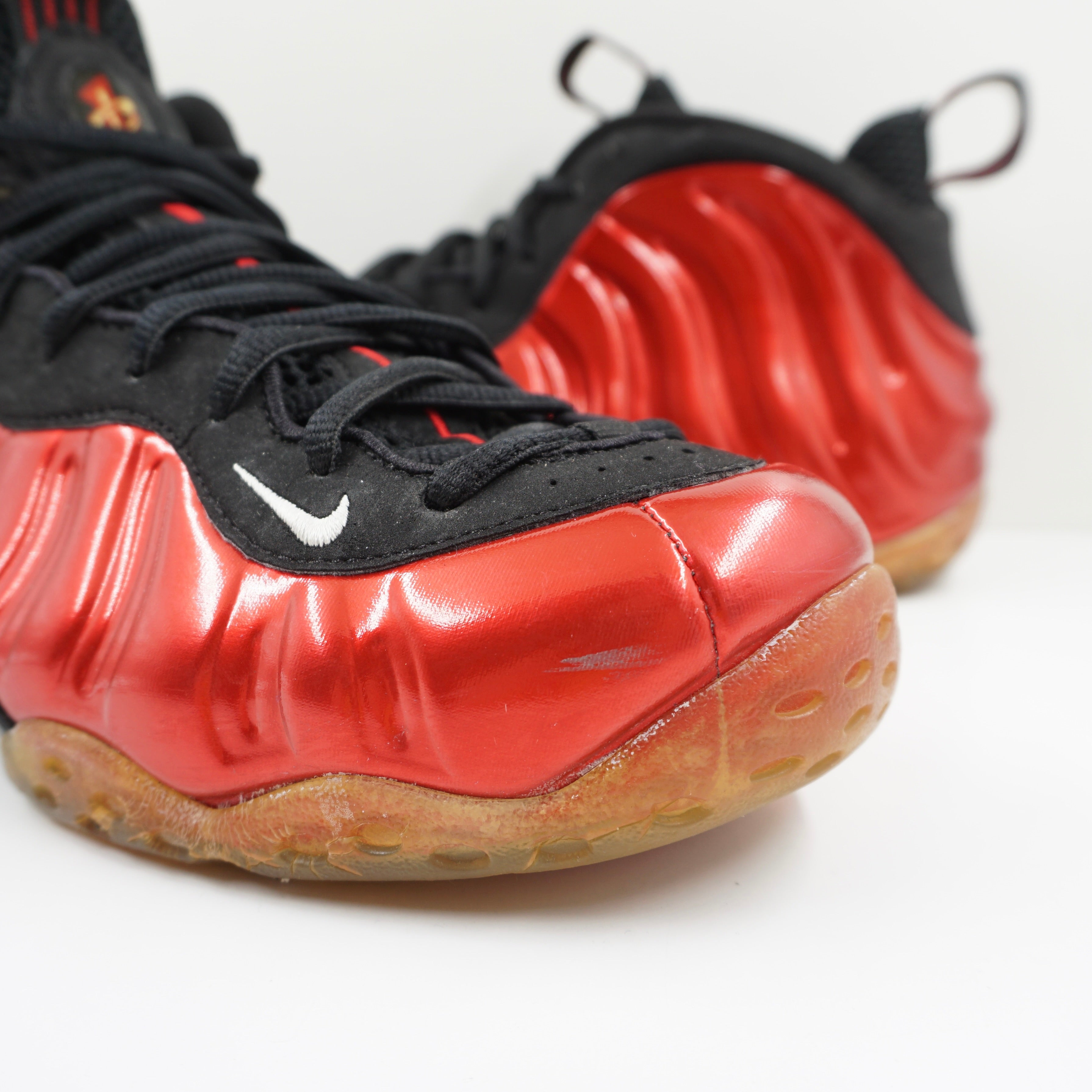 Nike Air Foamposite One Metallic Red (2012)