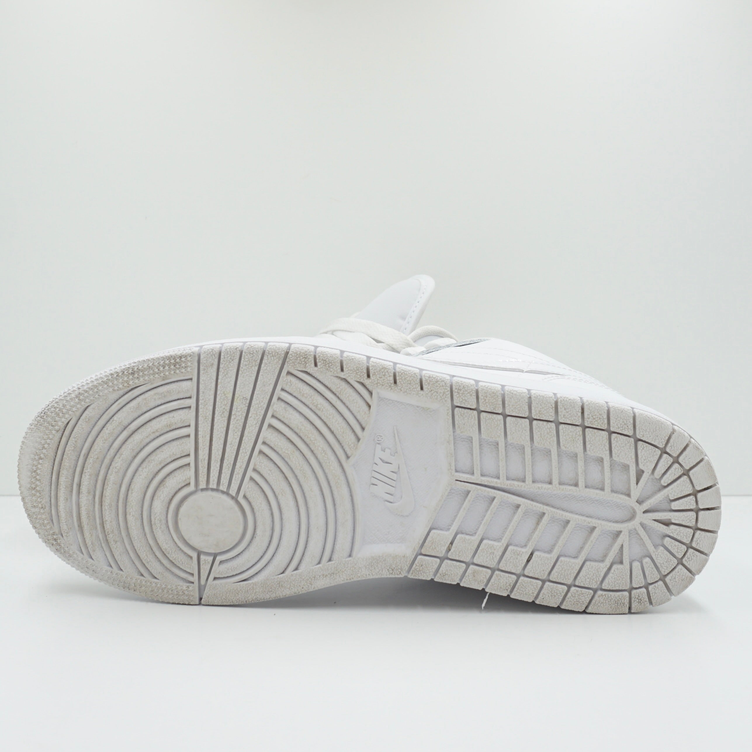 Jordan 1 Low Triple White (2022) (W)
