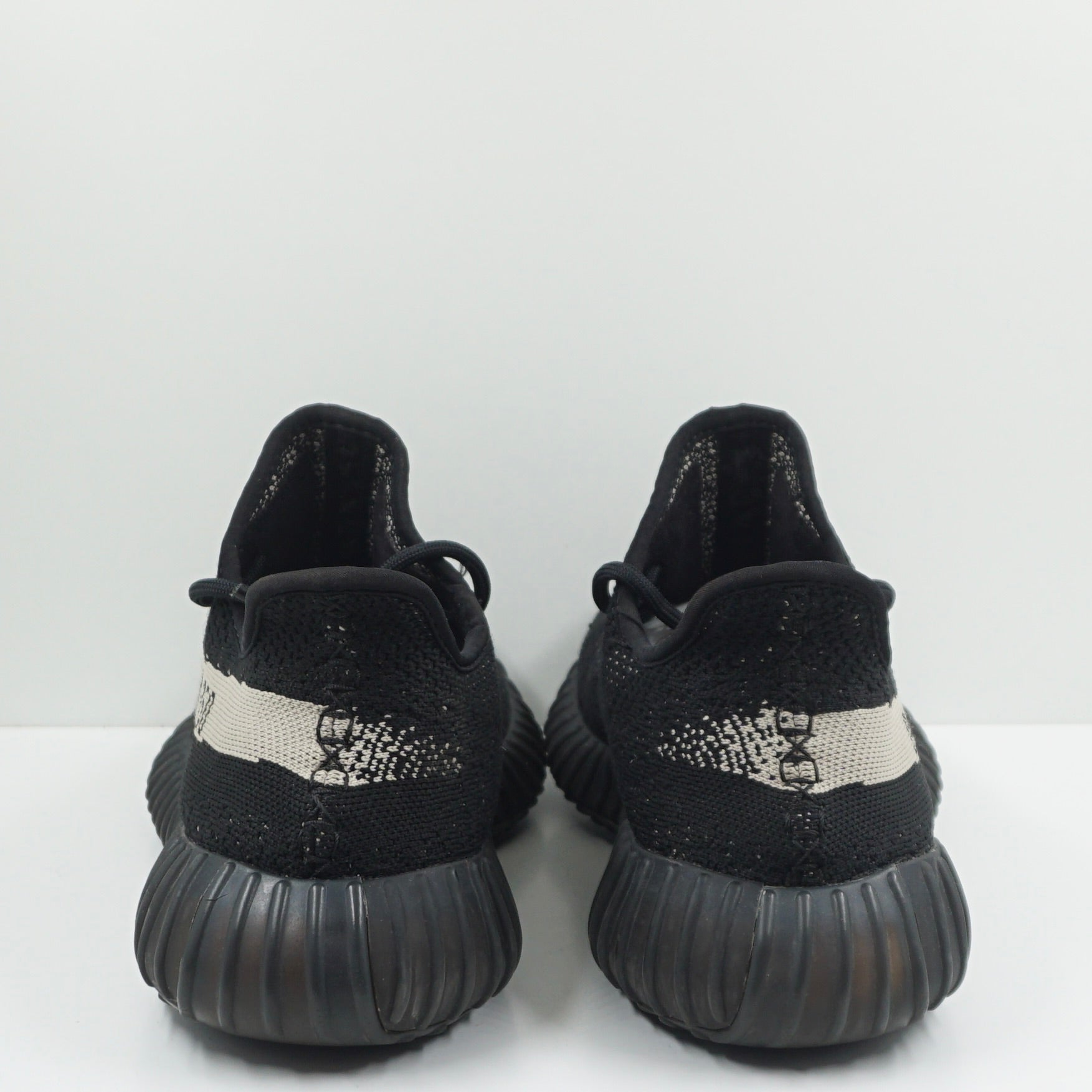 Adidas Yeezy Boost 350 V2 Core Black White (2016/2022)