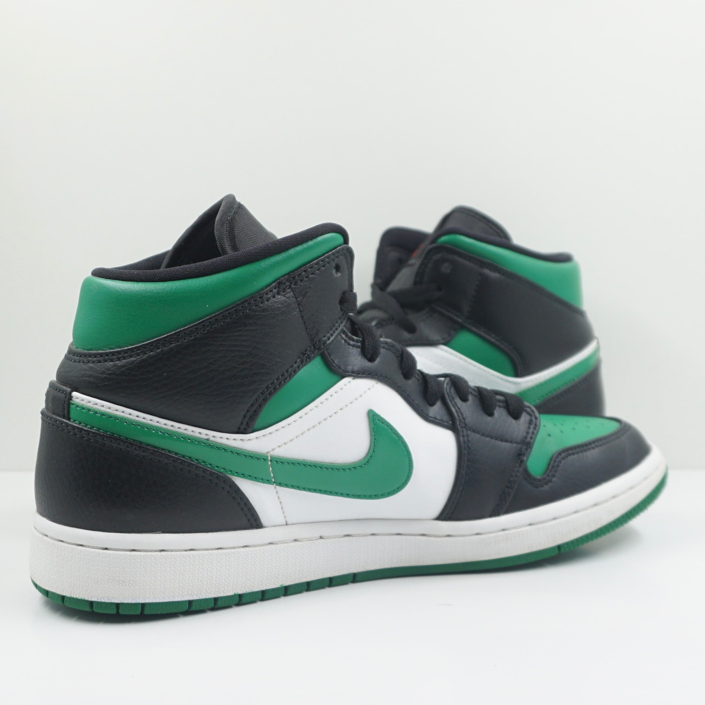 Jordan 1 Mid Green Toe