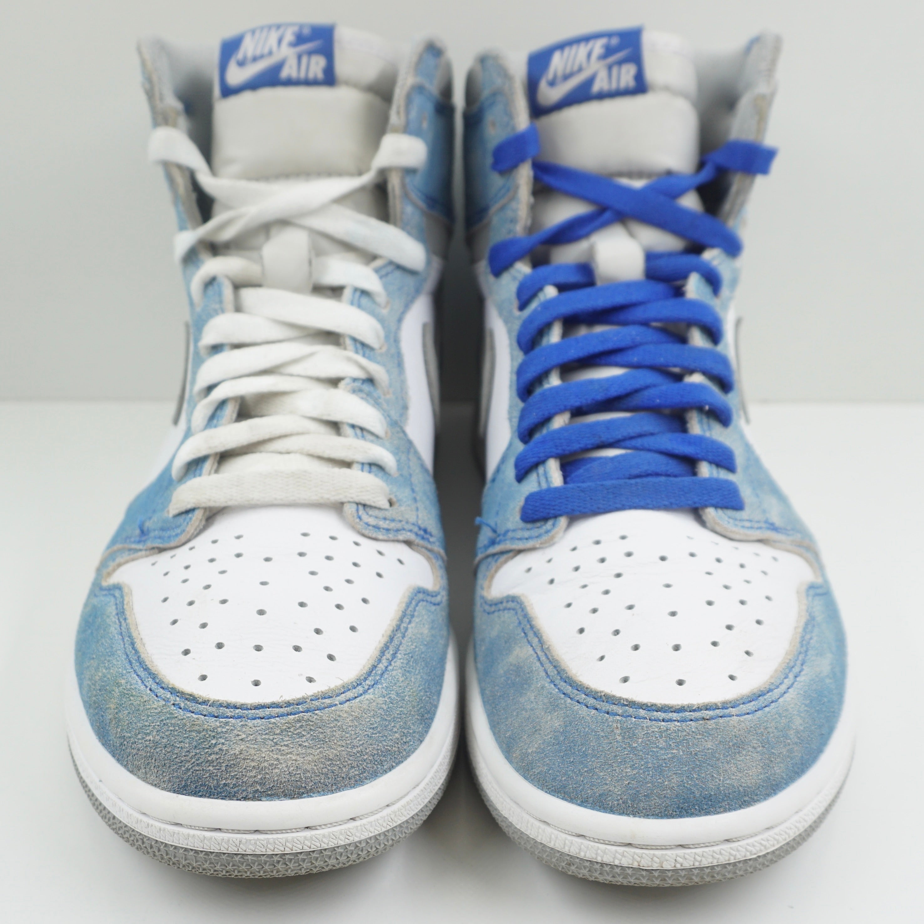 Jordan 1 Retro High Hyper Royal Smoke Grey