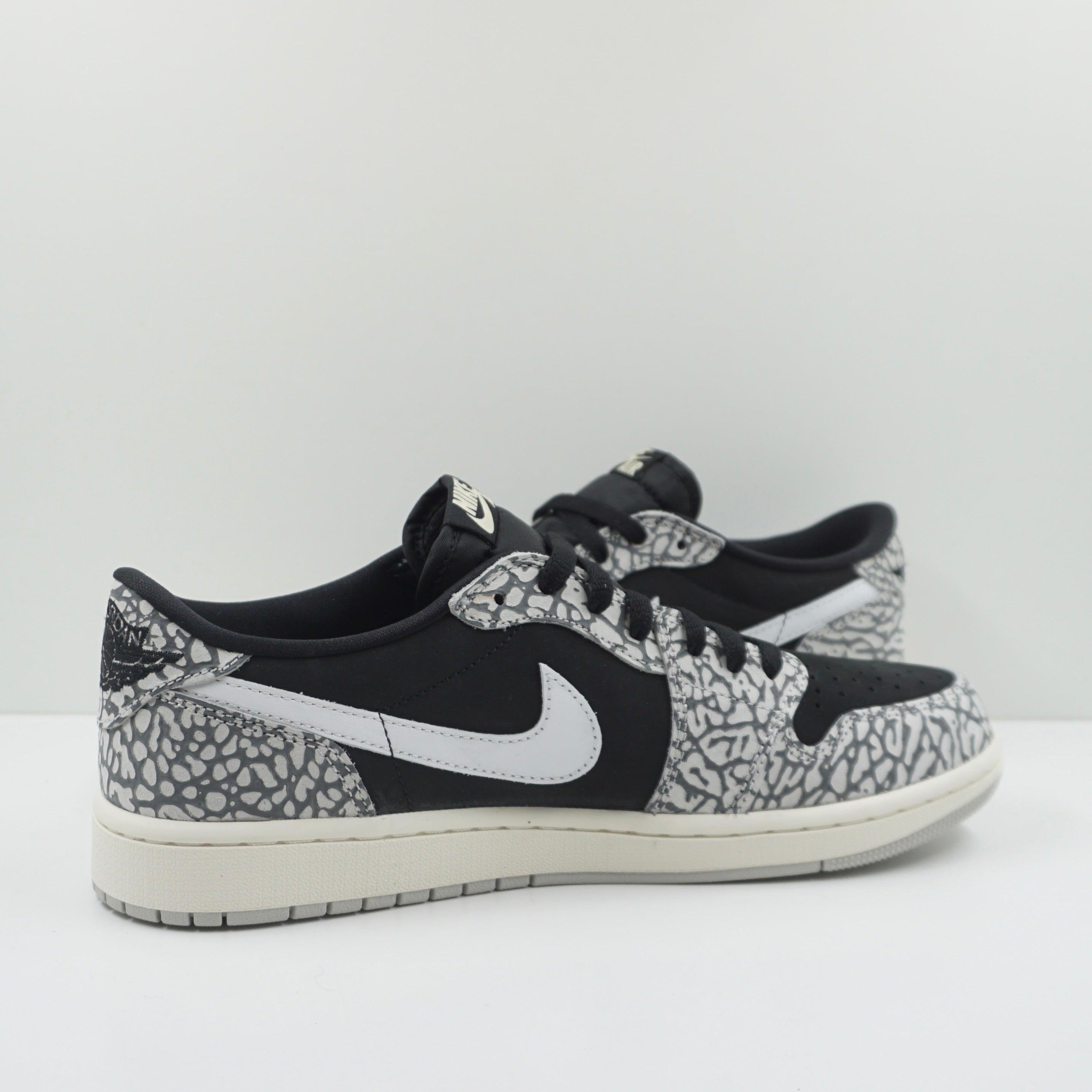 Jordan 1 Retro Low OG Black Cement