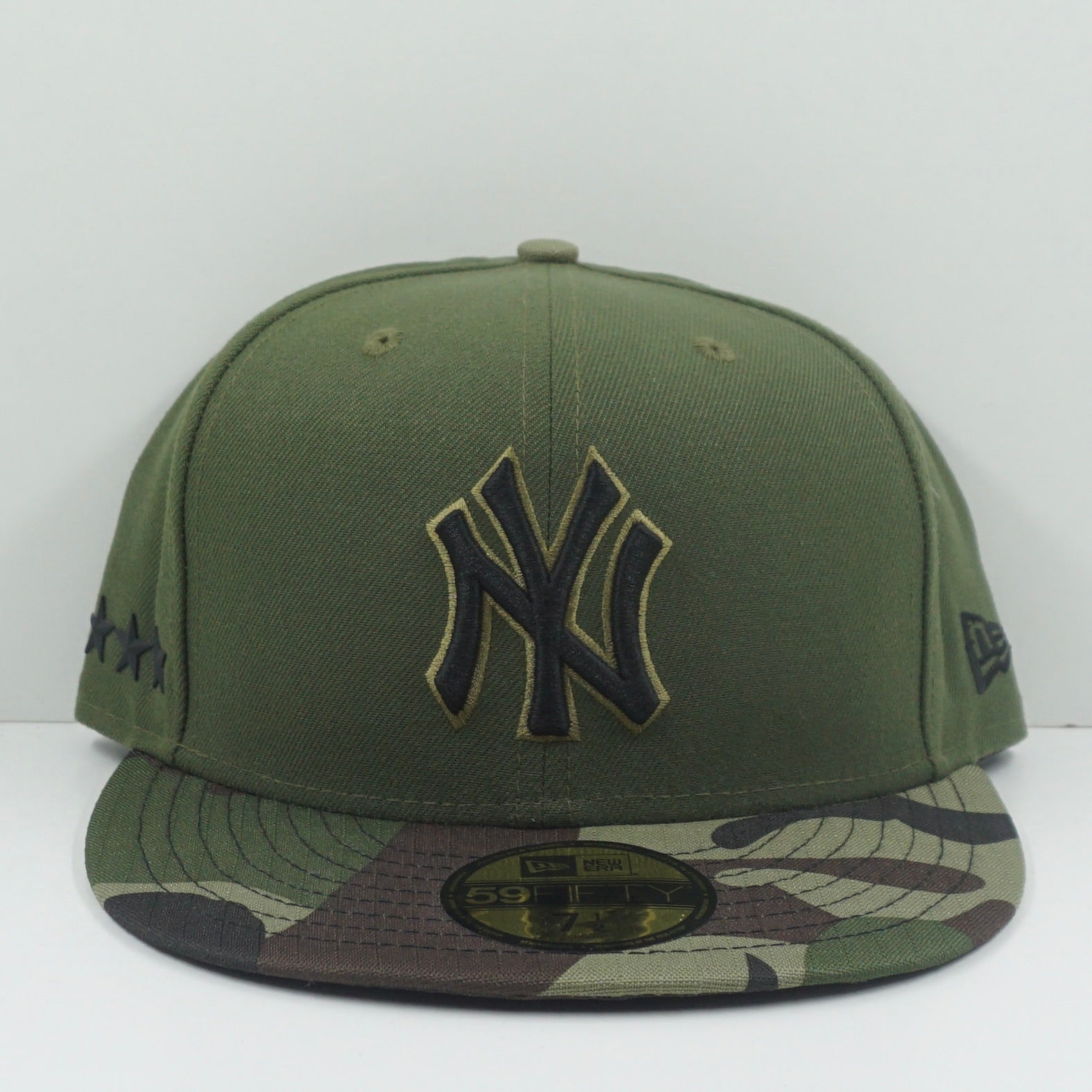 New Era New York Yankees Military Camp Fitted Cap