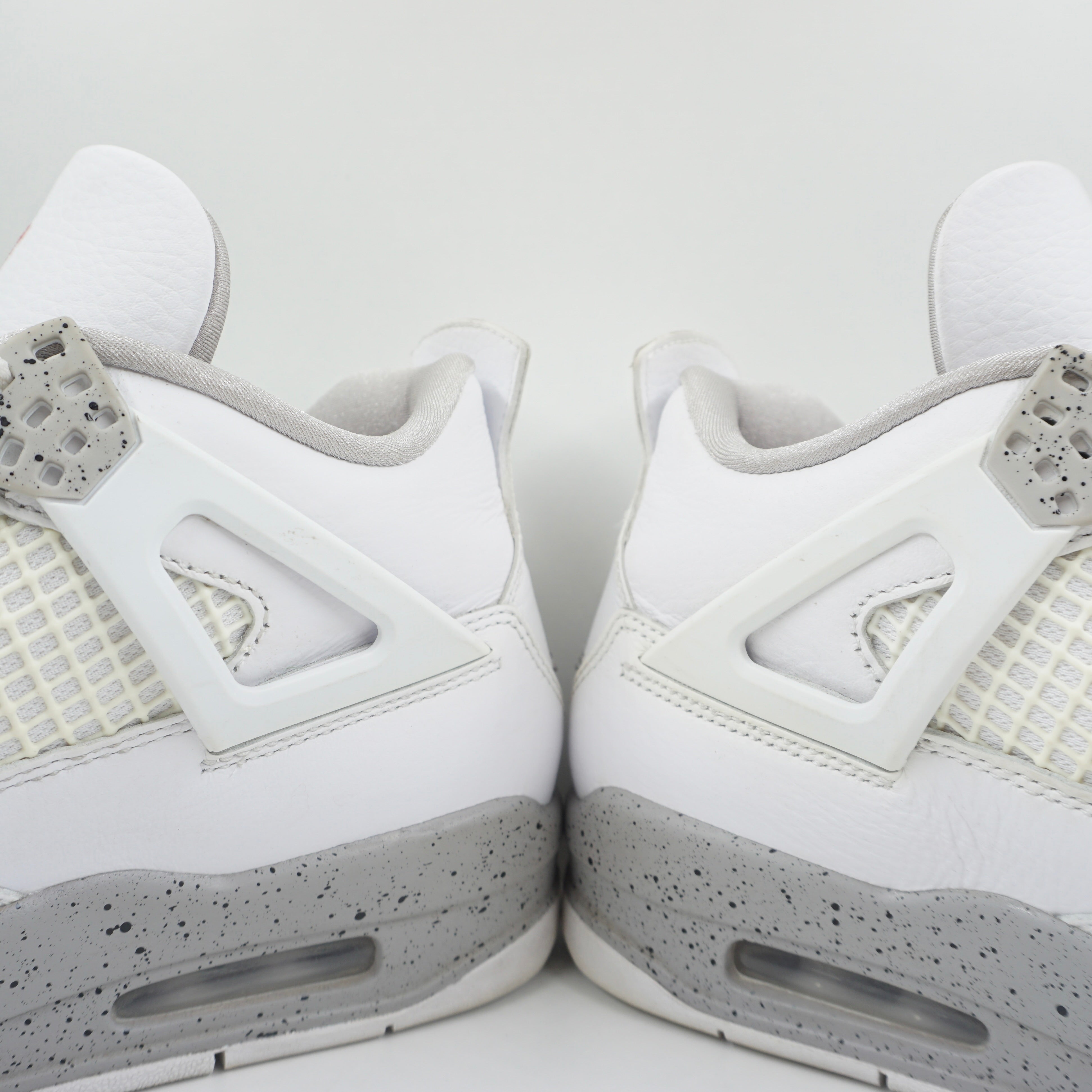 Jordan 4 Retro White Oreo (2021)