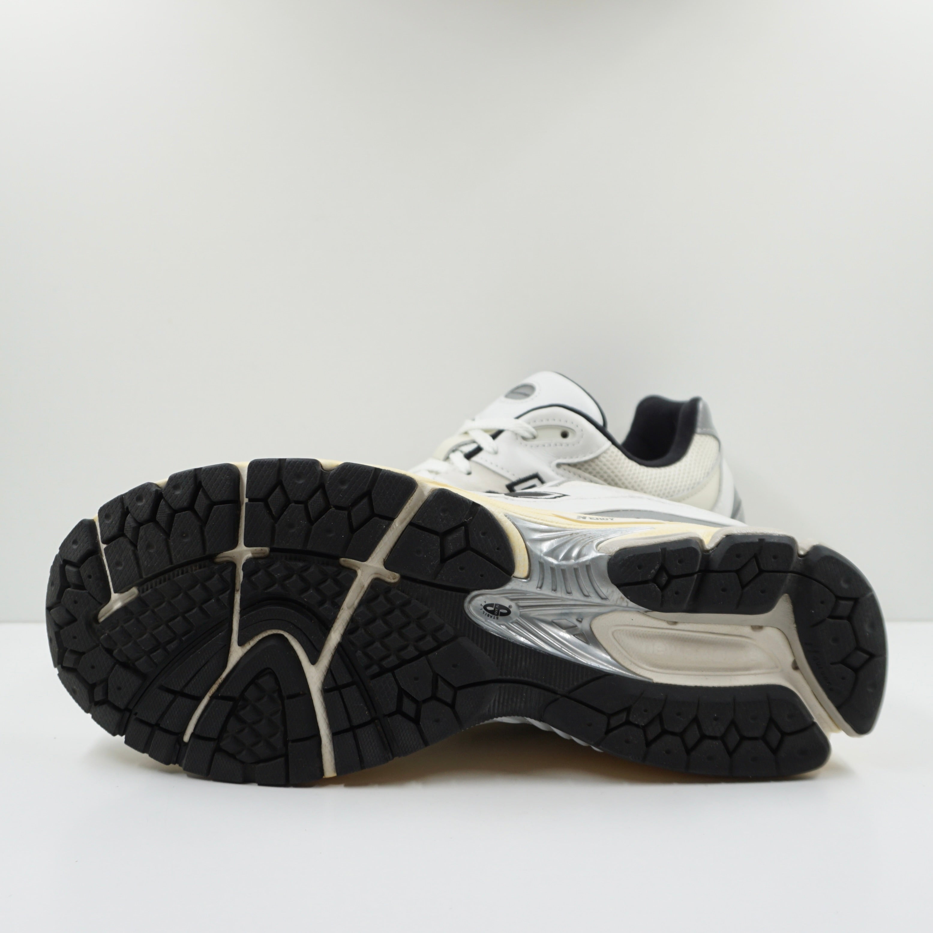 New Balance 2002R Thisisneverthat White