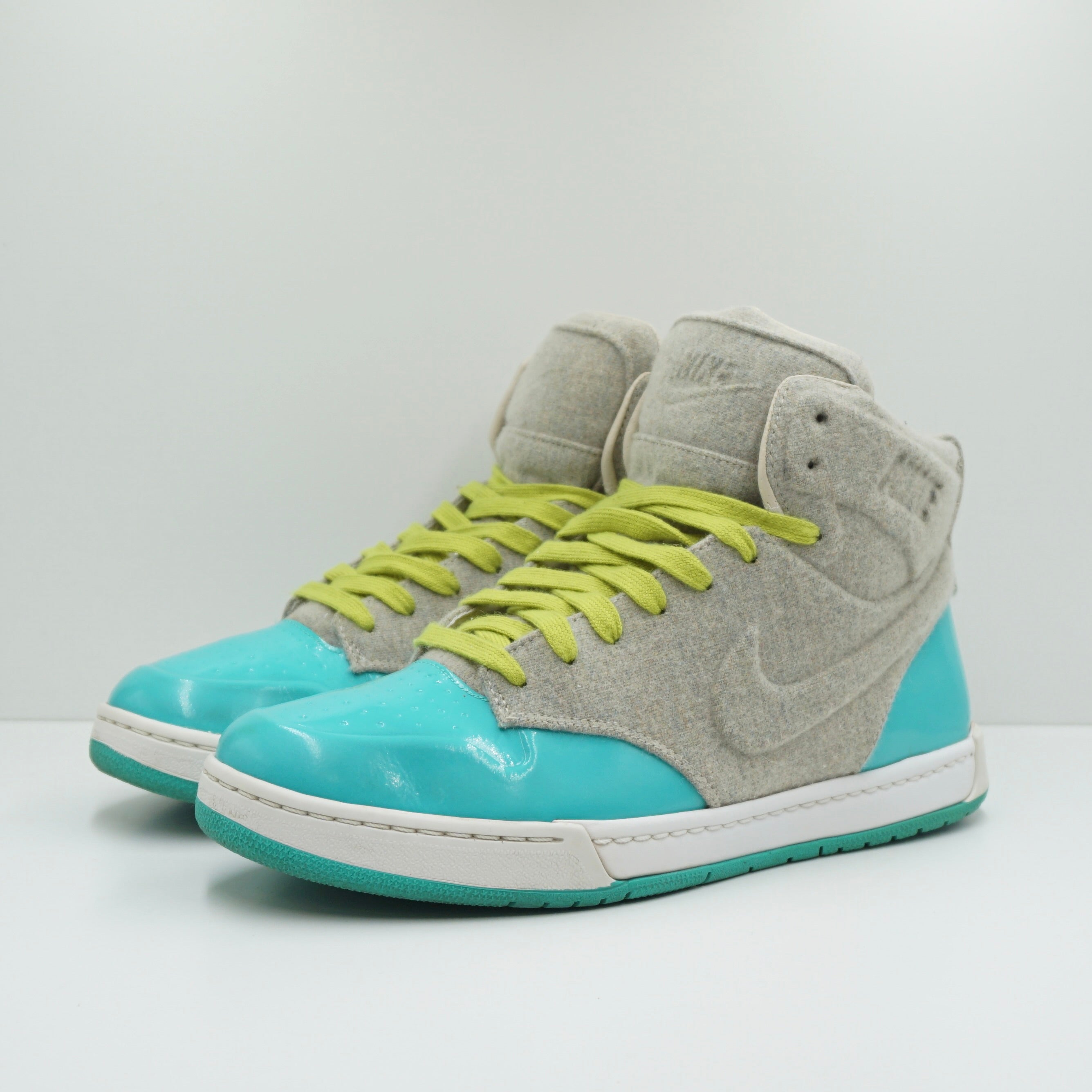 Nike Air Royalty Mid (W)