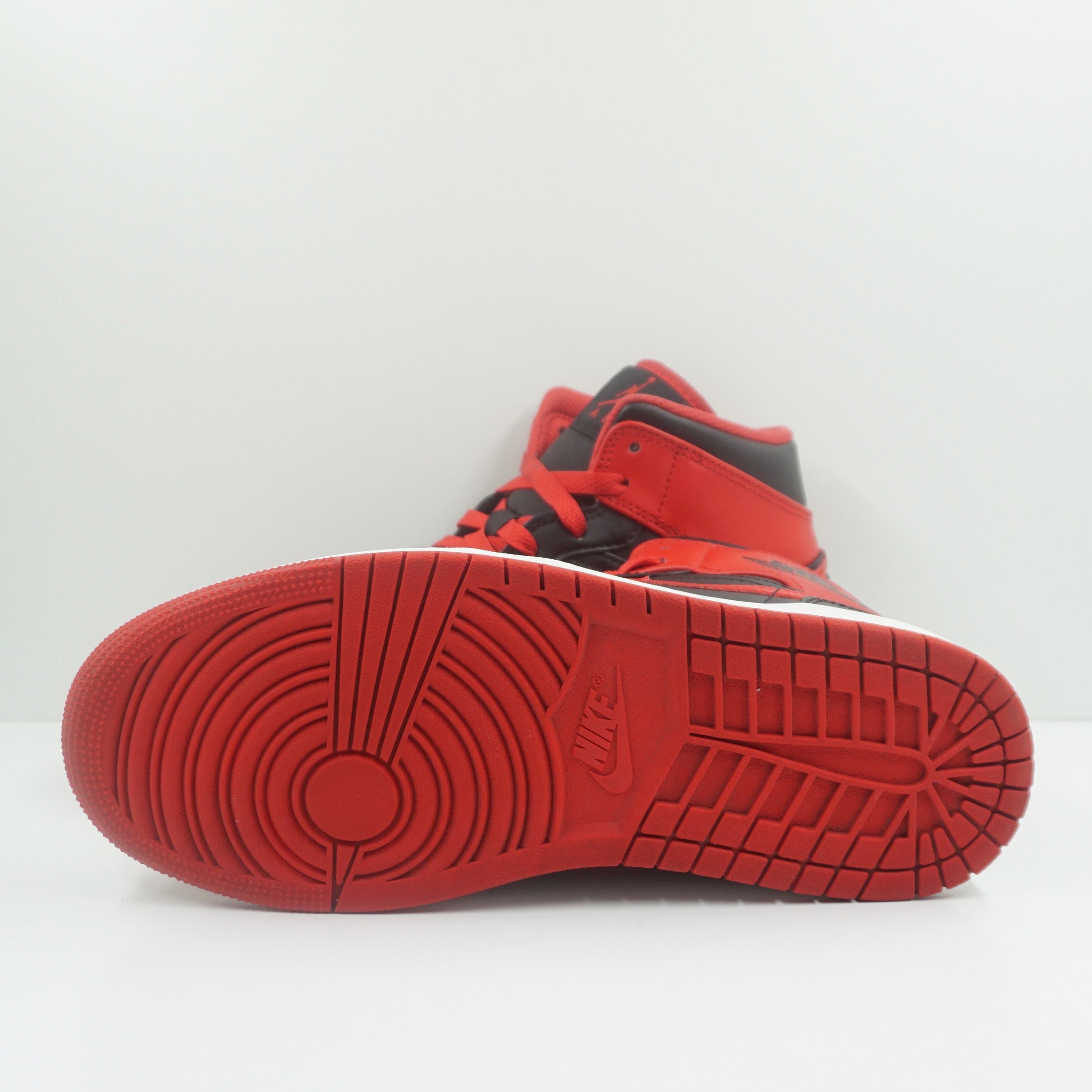 Jordan 1 Mid Alternate Bred (2022)