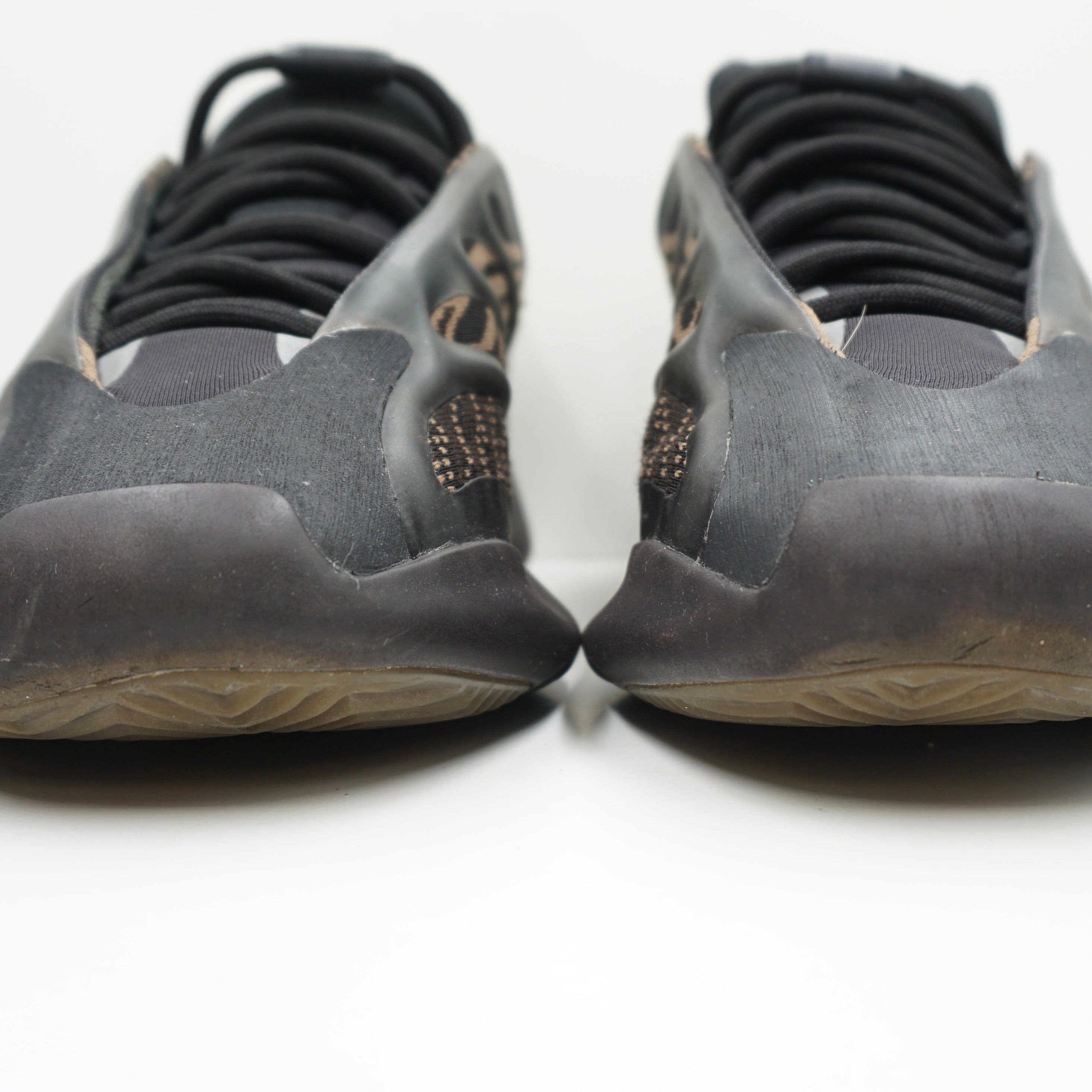 Adidas Yeezy 700 V3 Clay Brown
