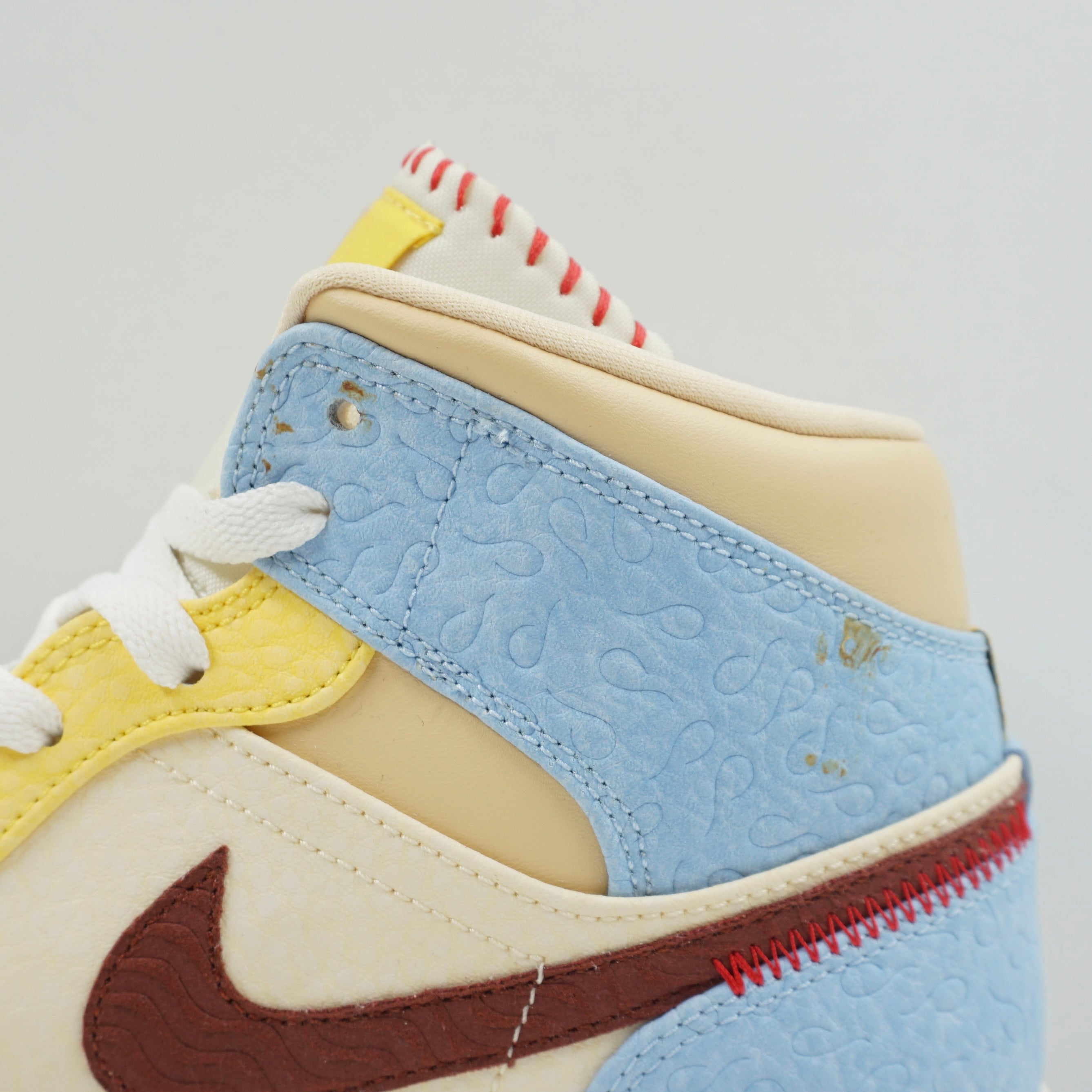 Jordan 1 Mid SE Fearless Maison Chateau Rouge