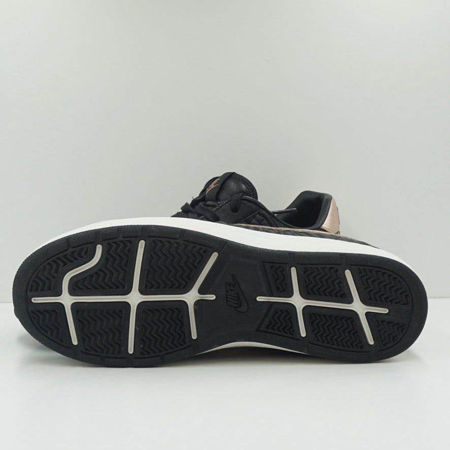 Nike Tennis Classic Ultra Premium QLT (W)