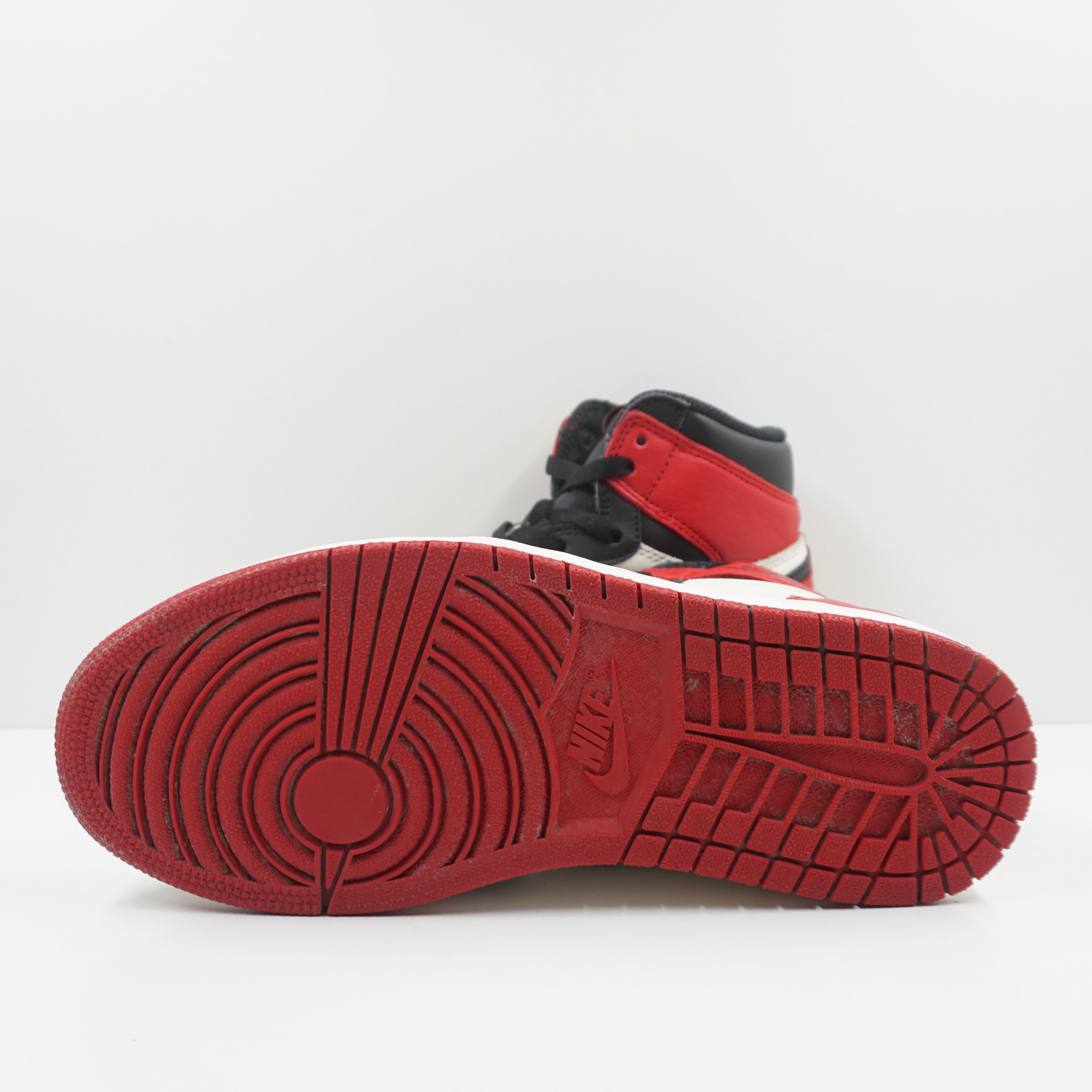 Jordan 1 Retro High Bred Toe