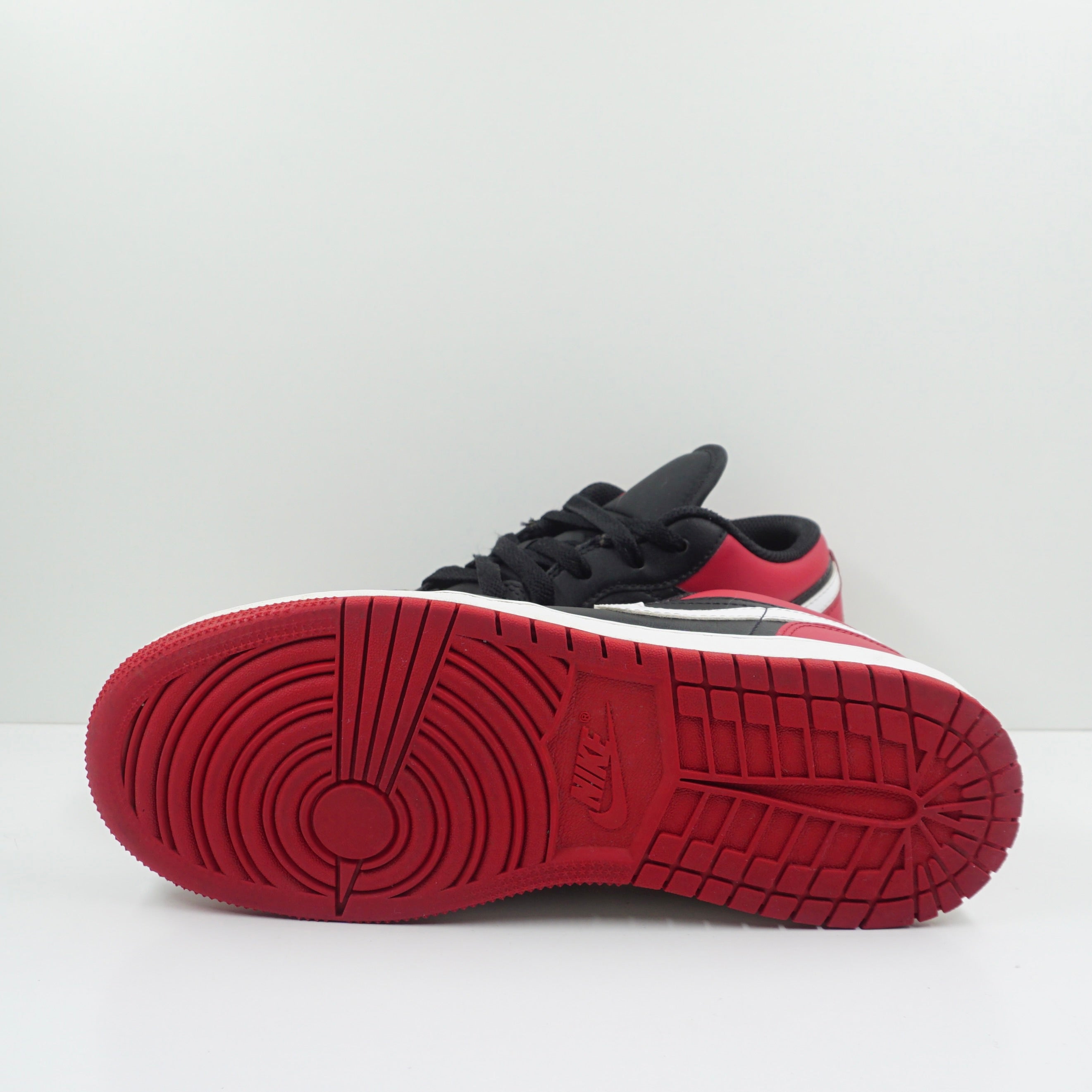 Jordan 1 Low Alternate Bred Toe (GS)