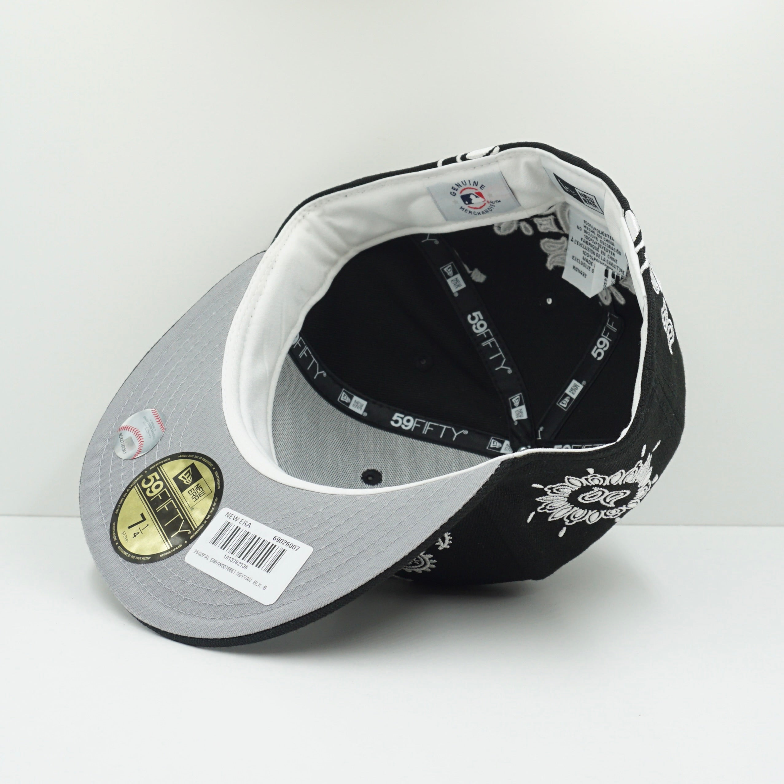 New Era New York Yankees Bandana Black White Fitted Cap