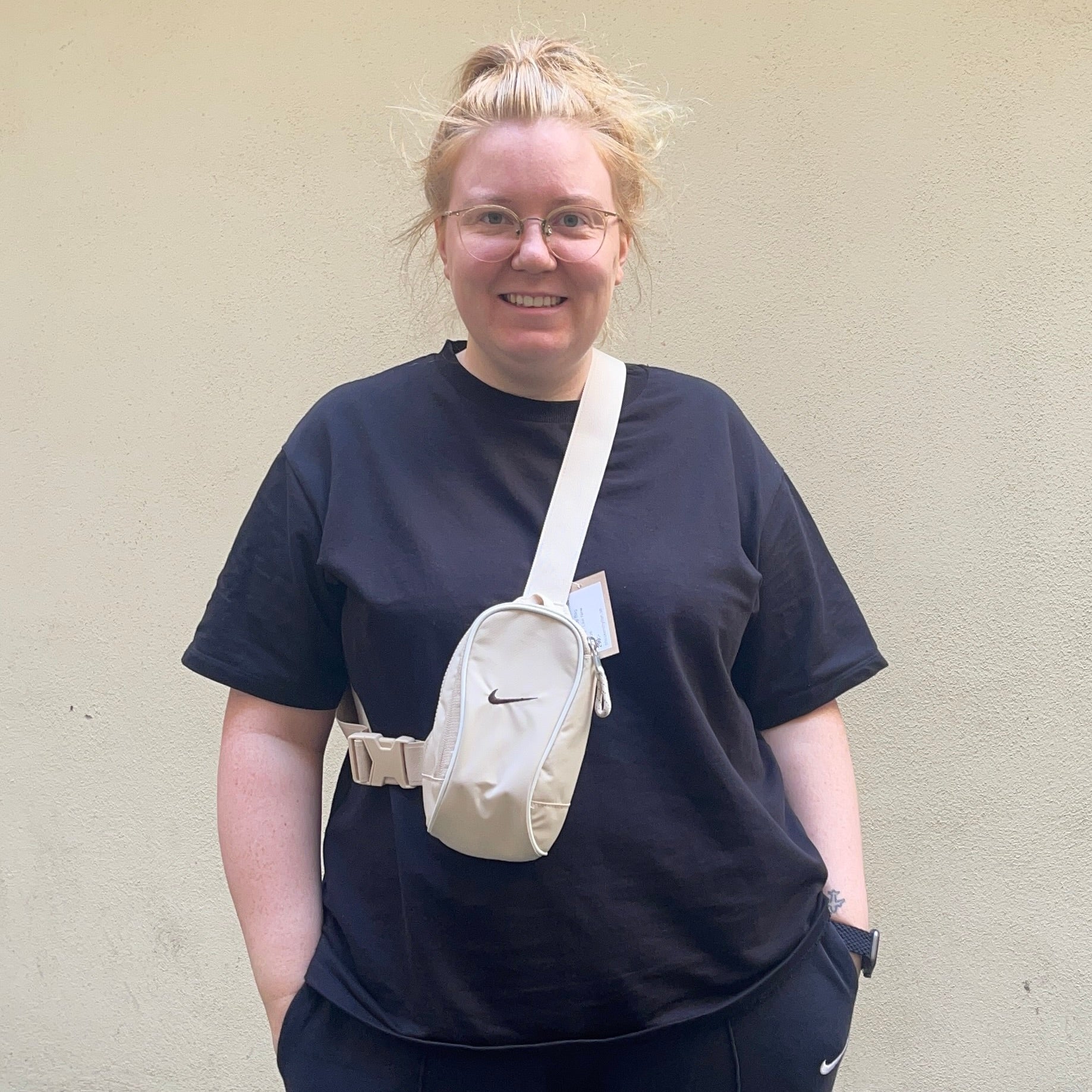 Nike Sportswear Essentials Beige Crossbody Bag