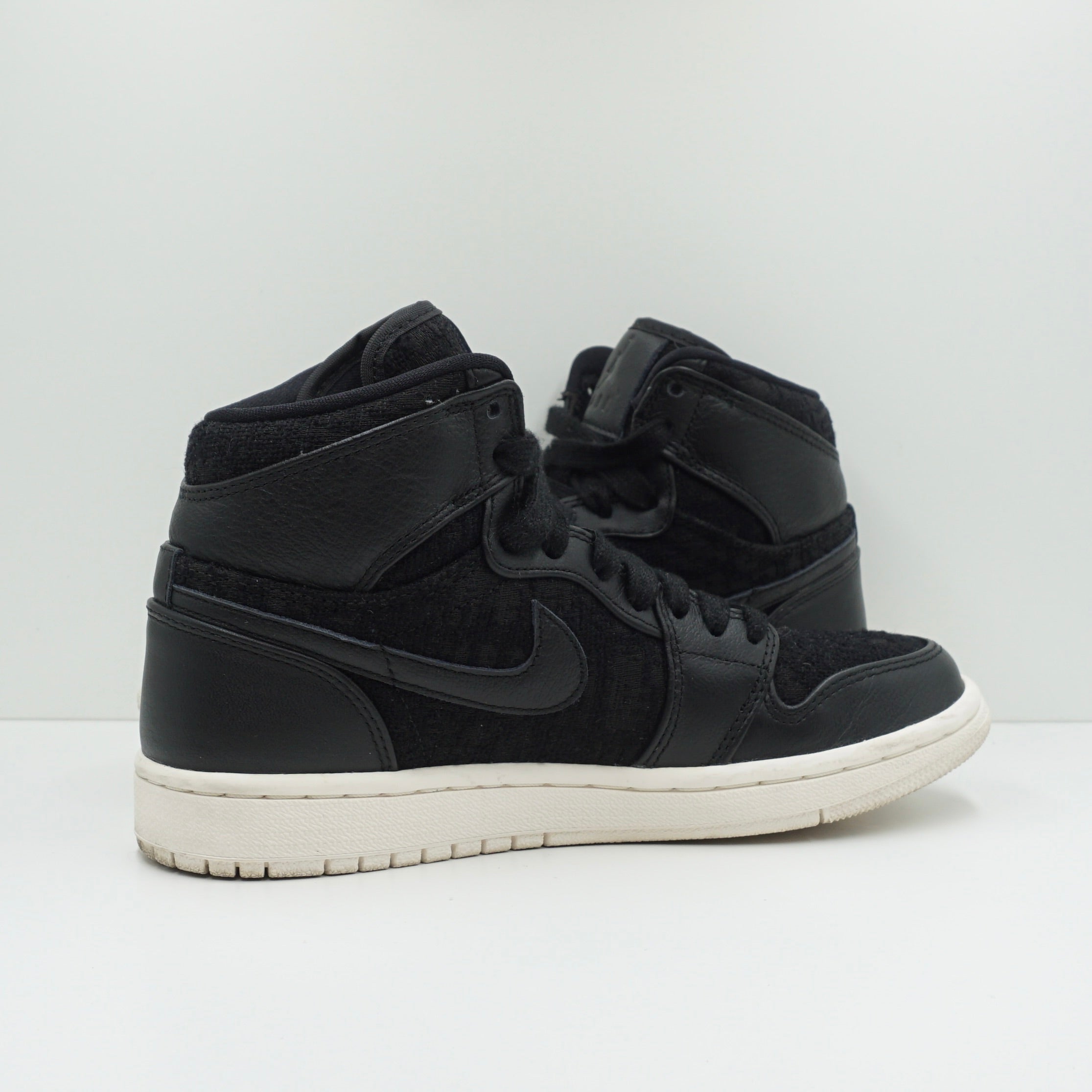 Jordan 1 Retro High Black Sail (W)